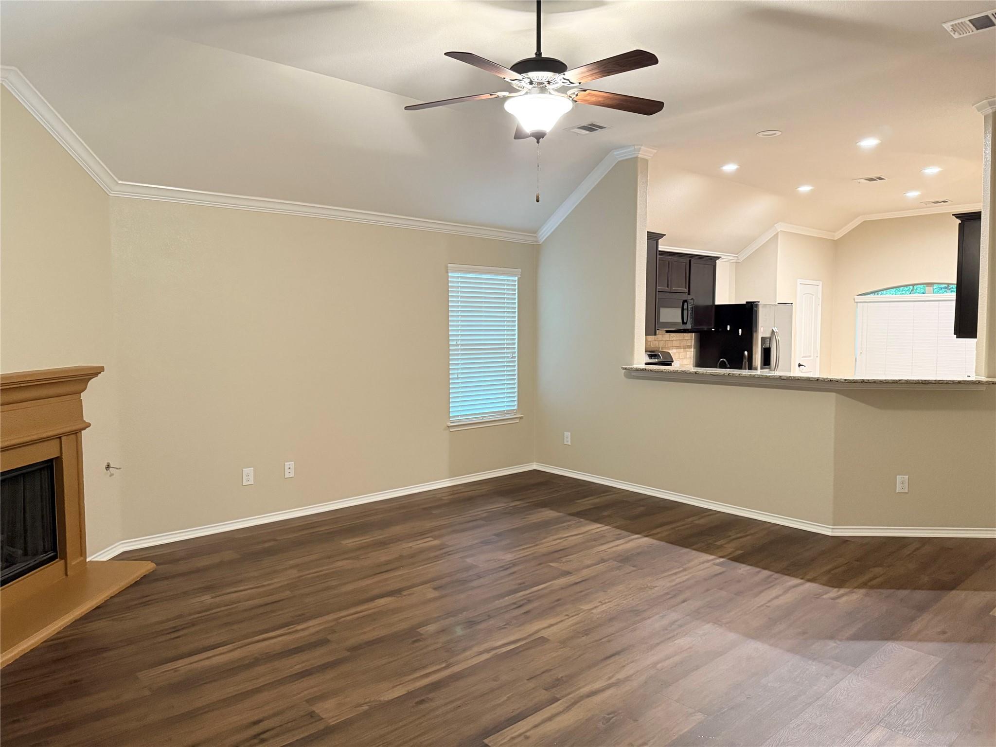 1704 Tranquility Ln Property Photo 9