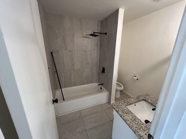 1118 E Brookswood Ave #a Property Photo 8