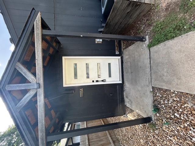 1118 E Brookswood Ave #a Property Photo 11