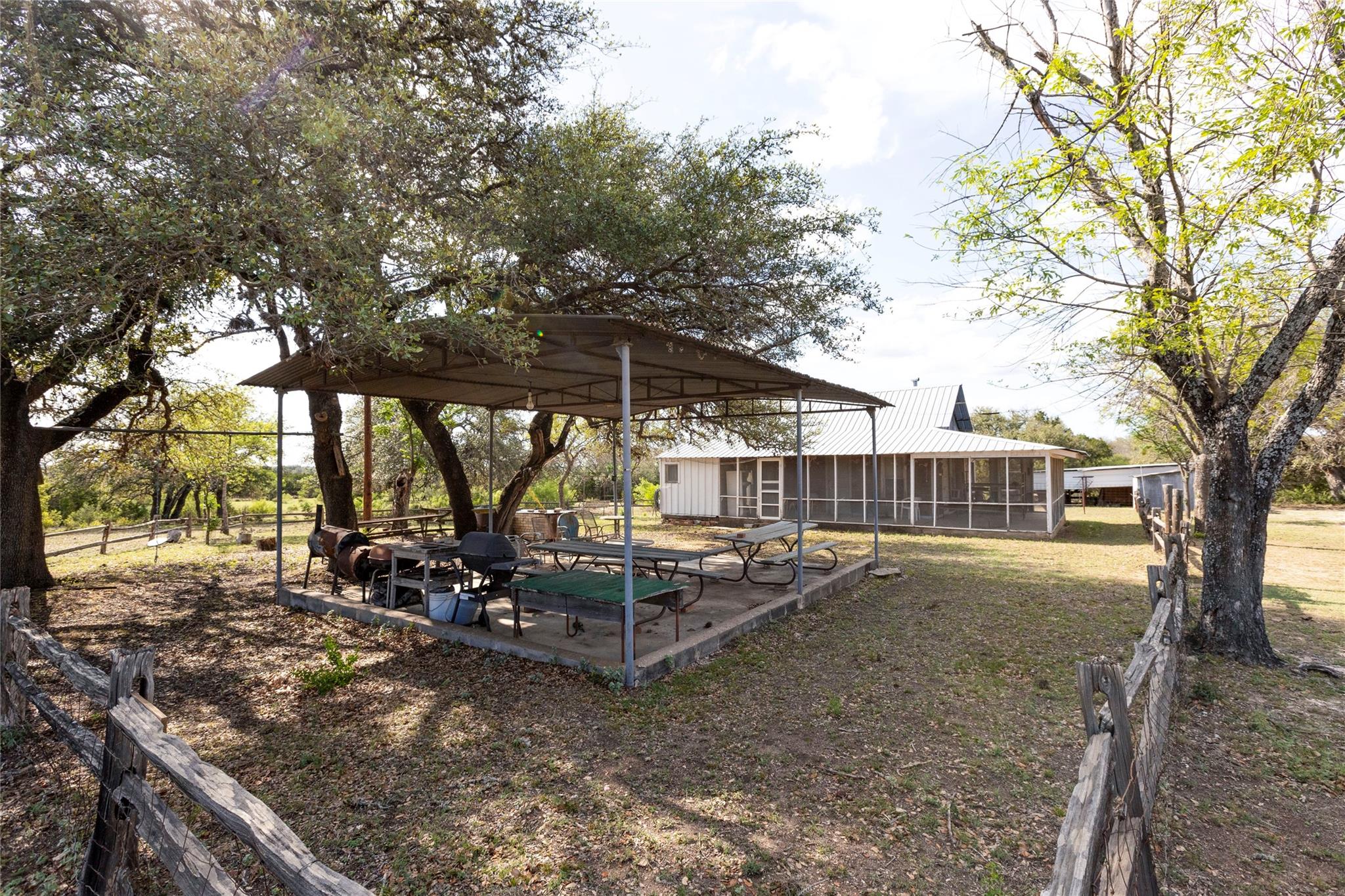 9939 County Road 404 Property Photo 28