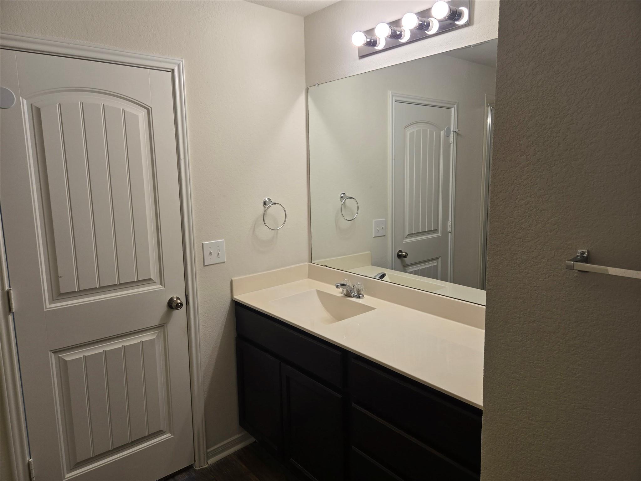 3505 Ortman Dr Property Photo 5