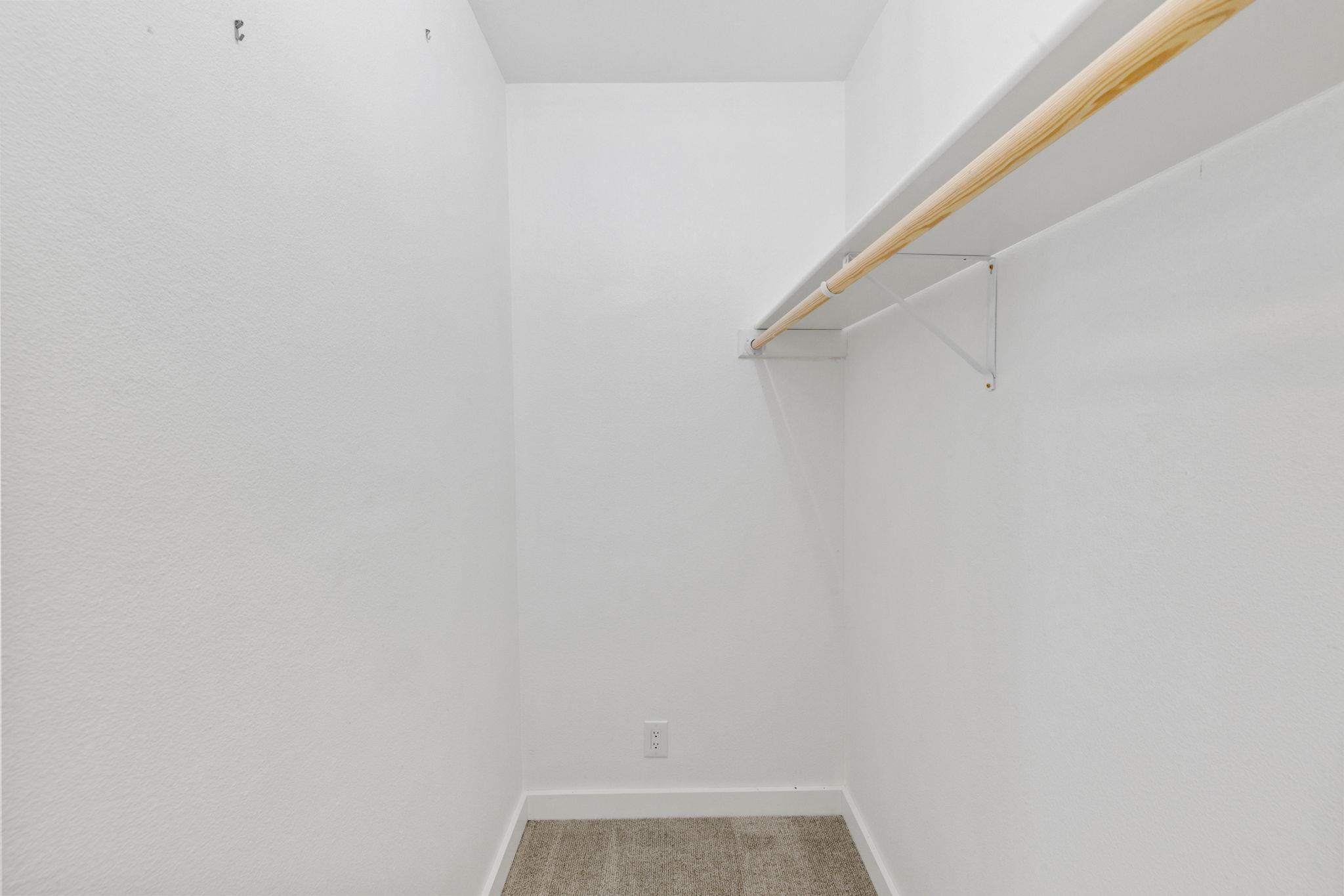 8346 Summerwood Dr Property Photo 34