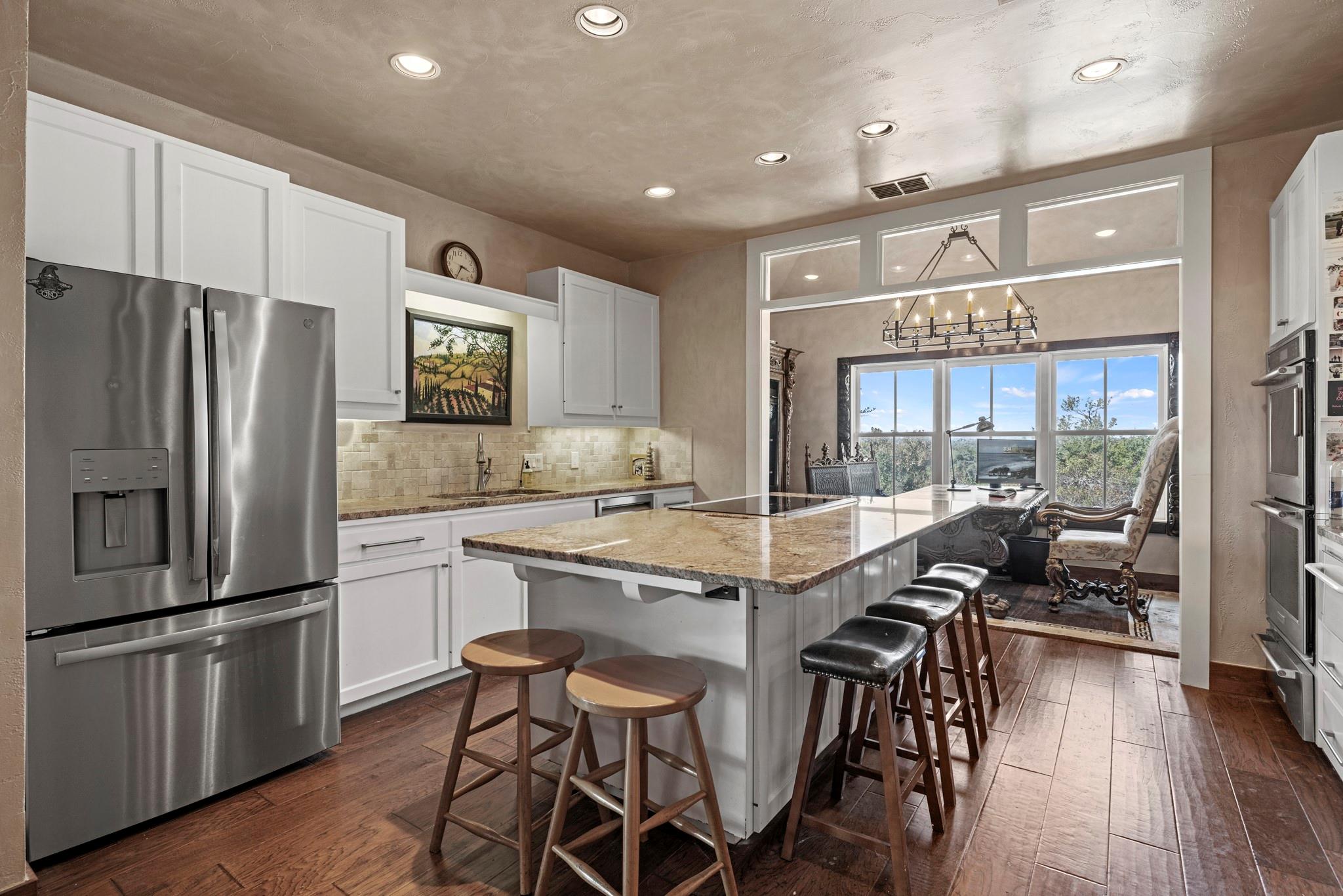 5801 Mount Gainor Rd Property Photo 14