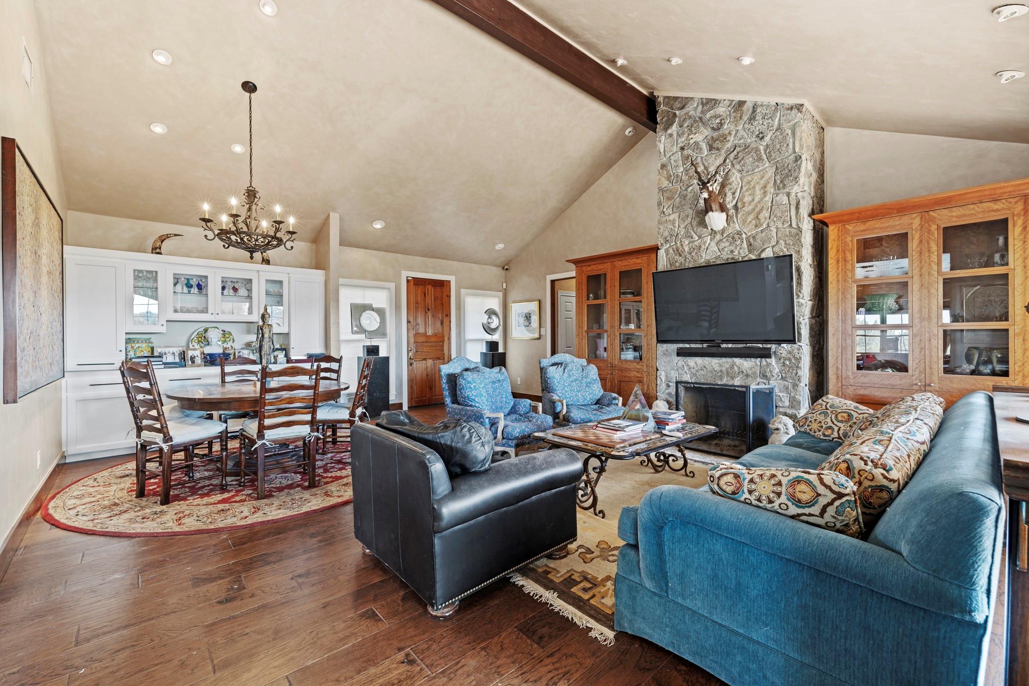 5801 Mount Gainor Rd Property Photo 15