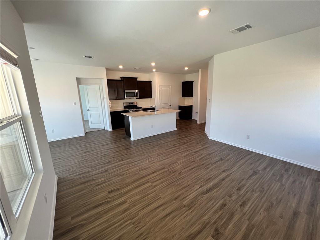3305 Dusted Daisey St Property Photo 18