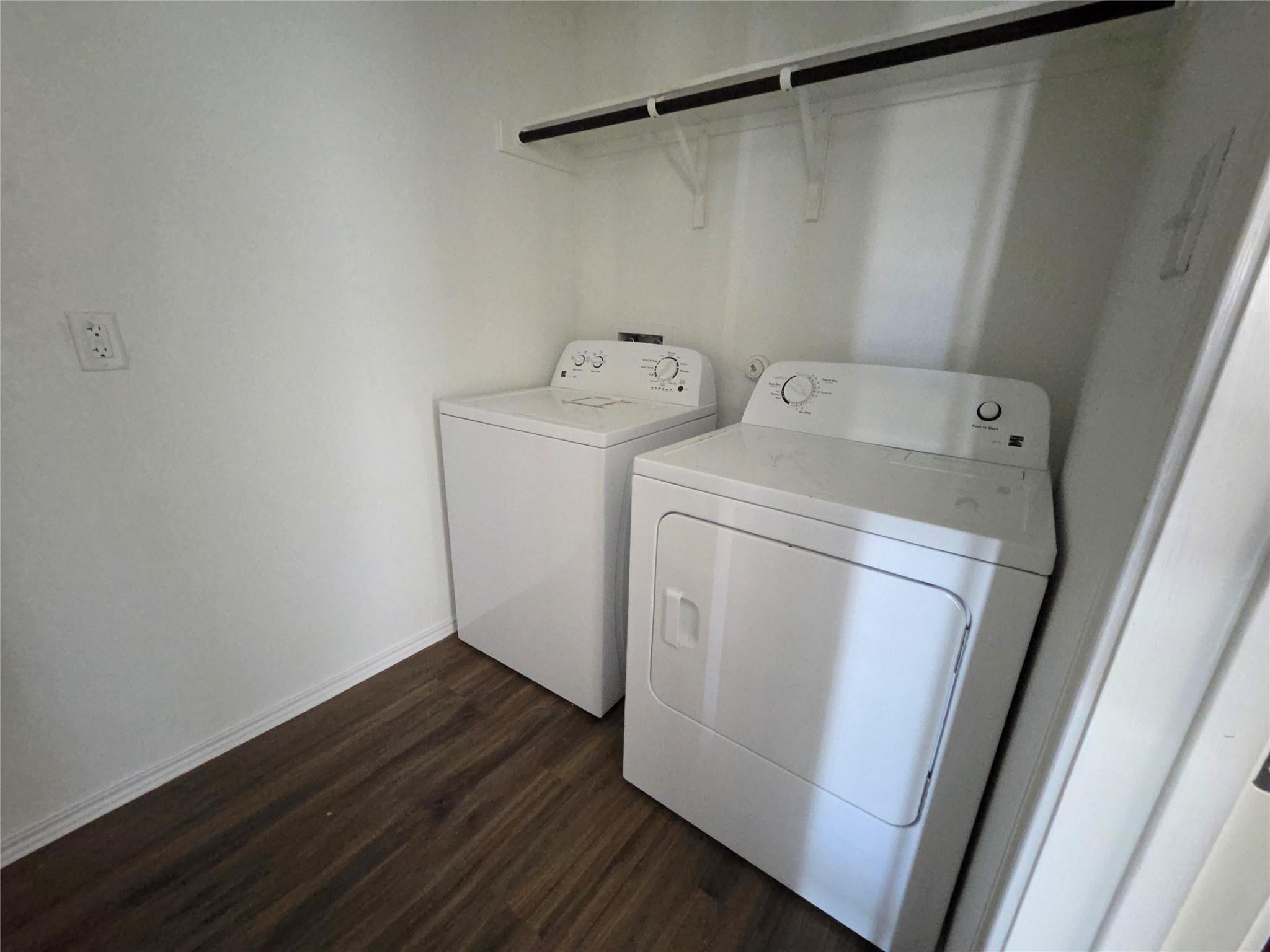 3305 Dusted Daisey St Property Photo 31