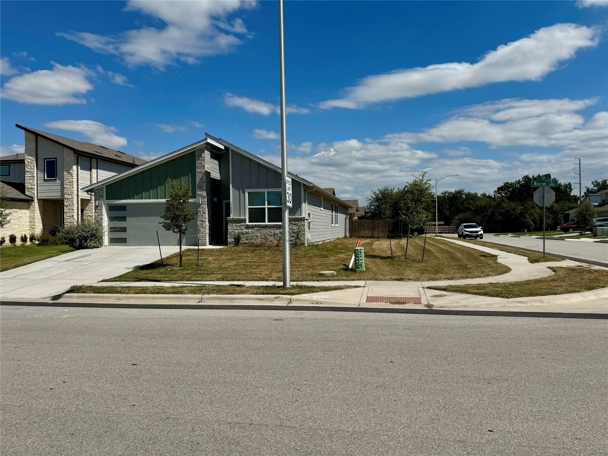 13009 Kearns Dr Property Photo 1