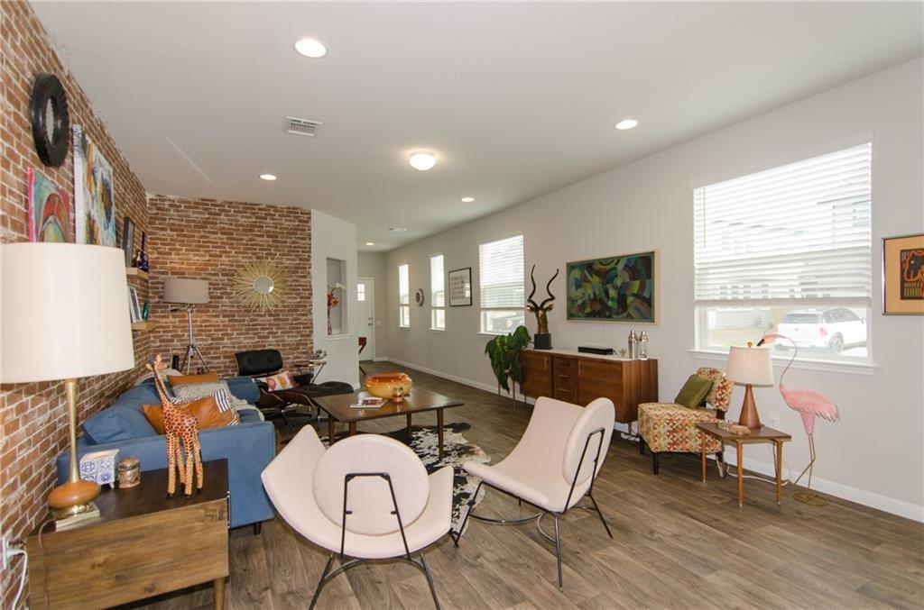 1513 Kandinsky Bnd Property Photo 7