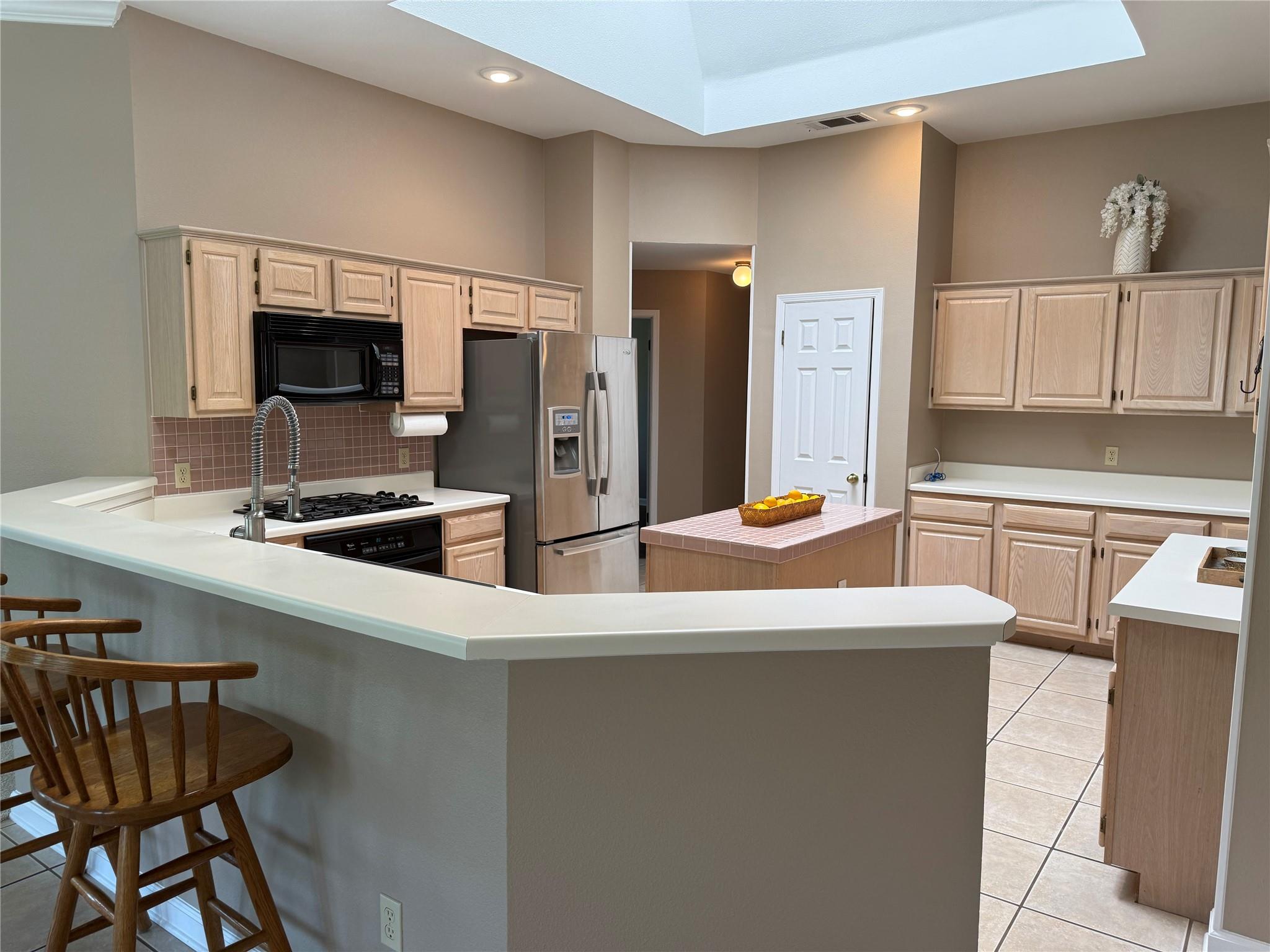 5200 Snowmass Cv Property Photo 6