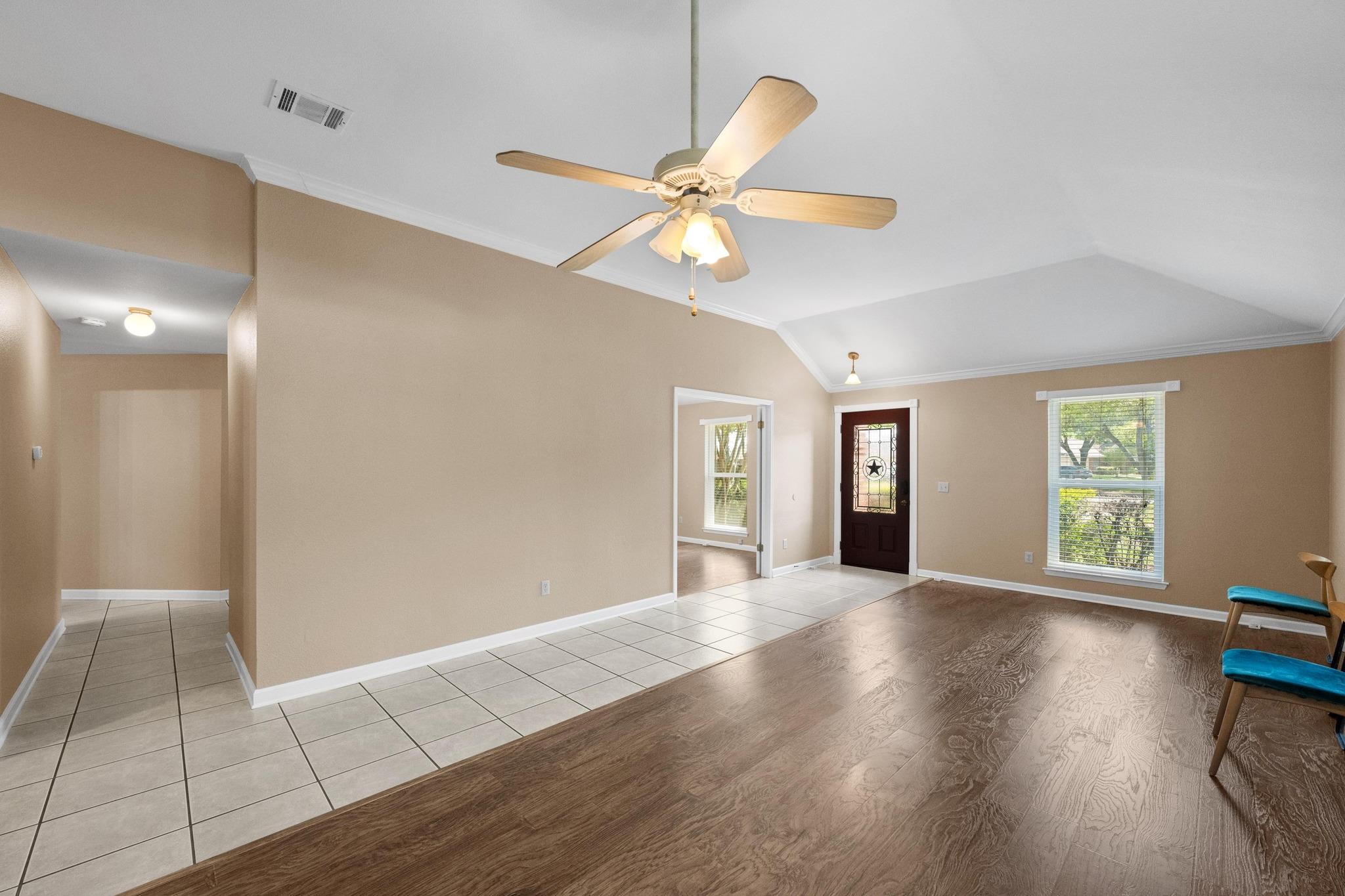 5200 Snowmass Cv Property Photo 11