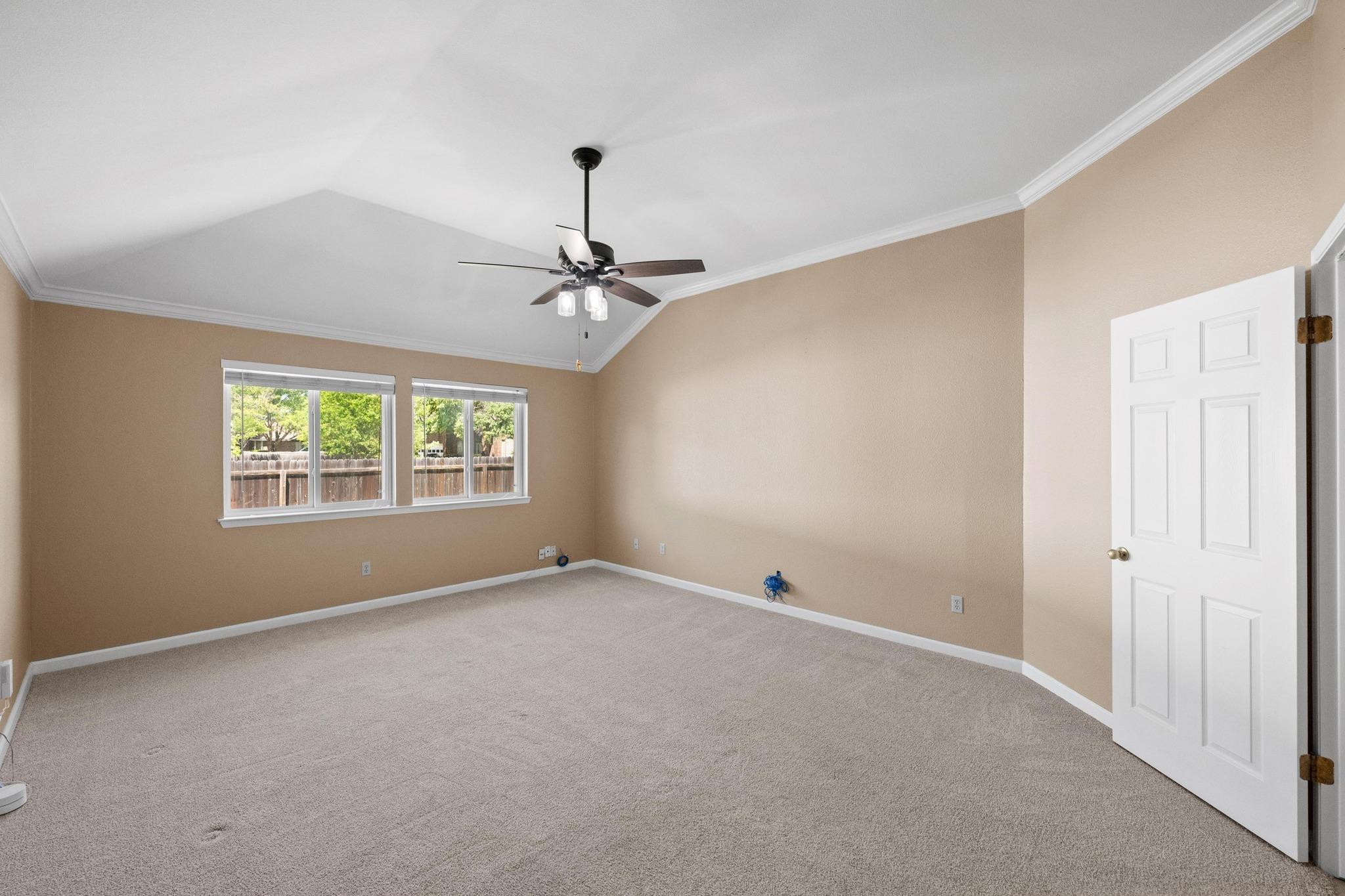5200 Snowmass Cv Property Photo 15