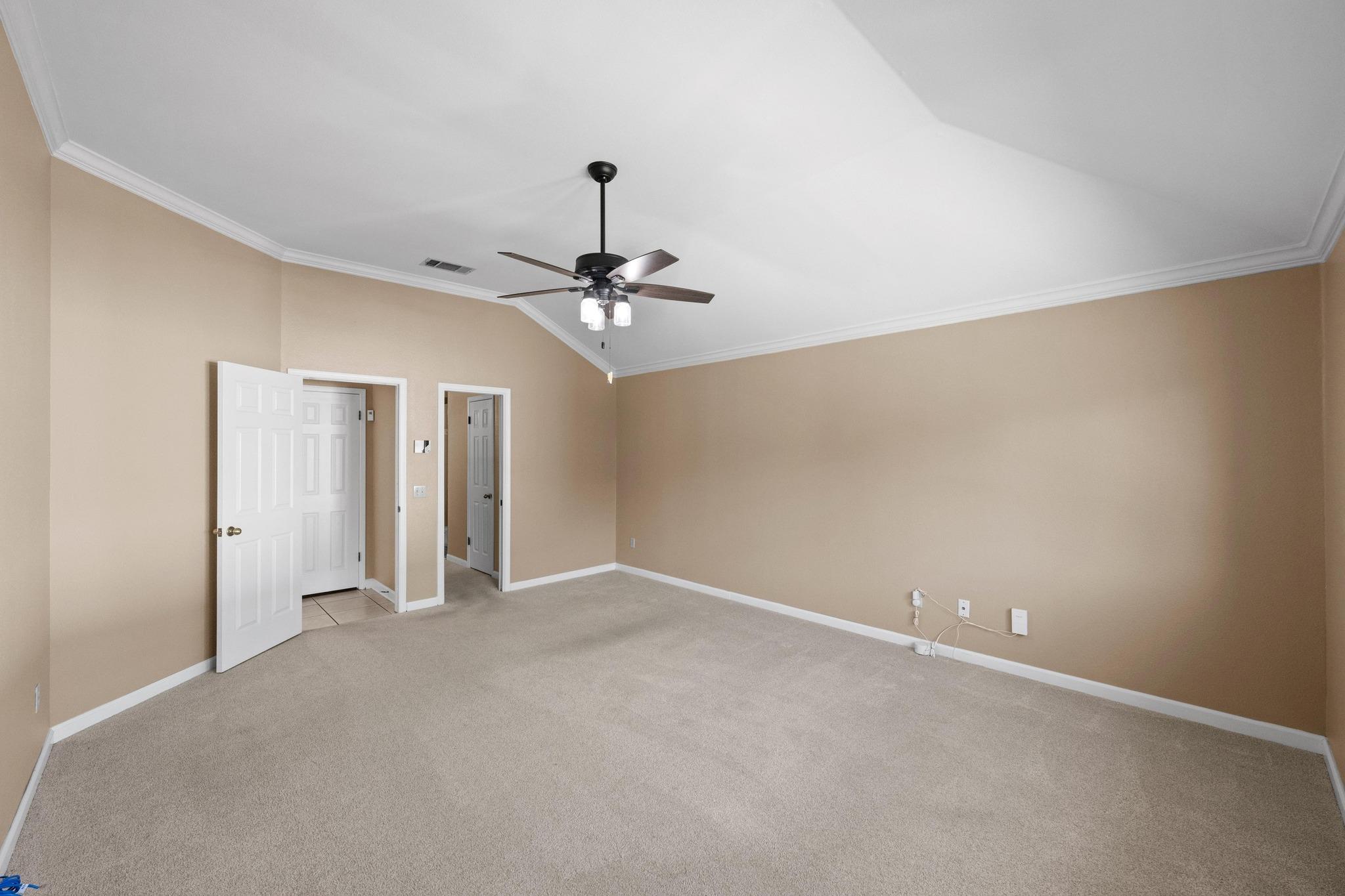 5200 Snowmass Cv Property Photo 16