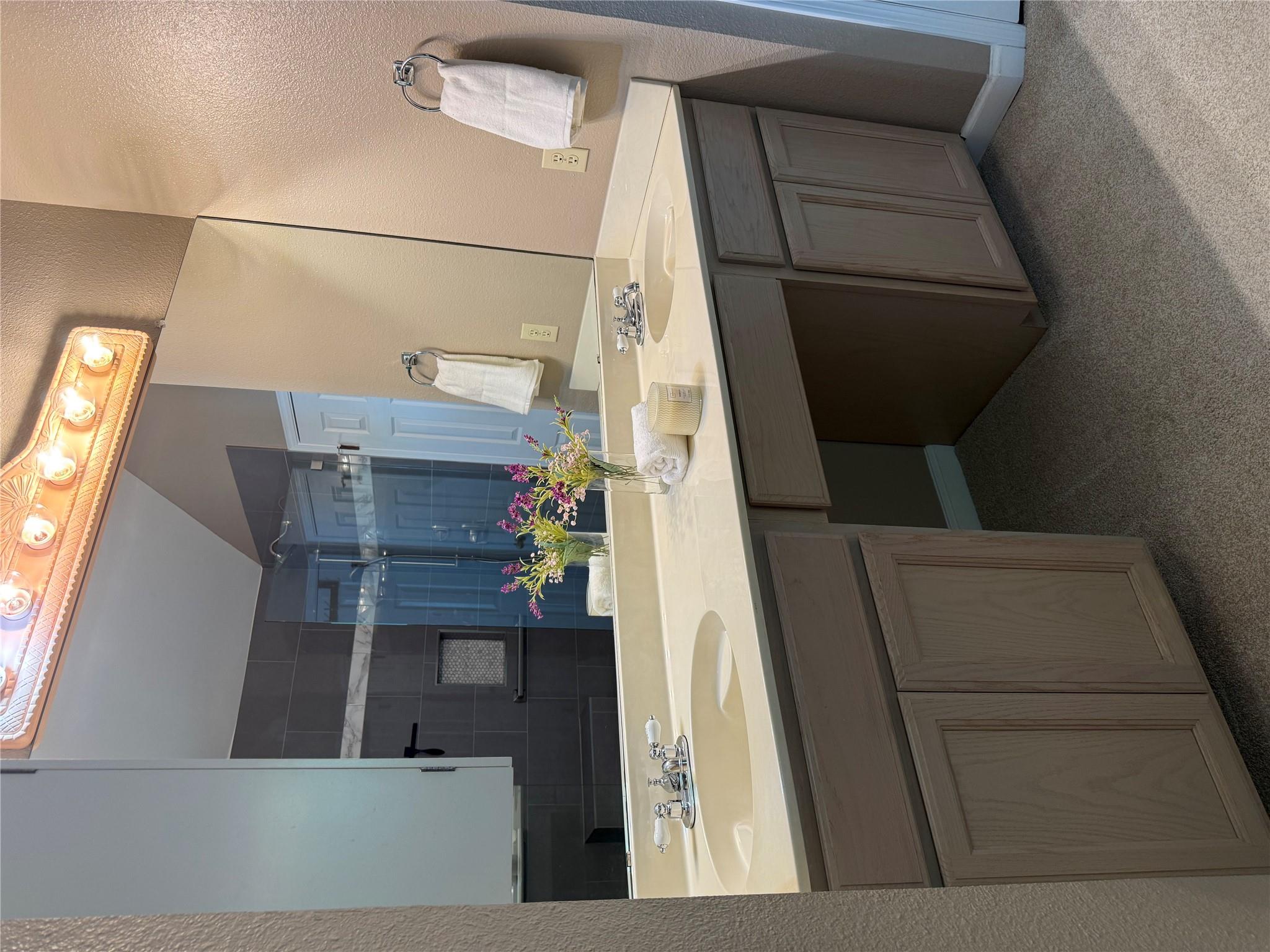 5200 Snowmass Cv Property Photo 17