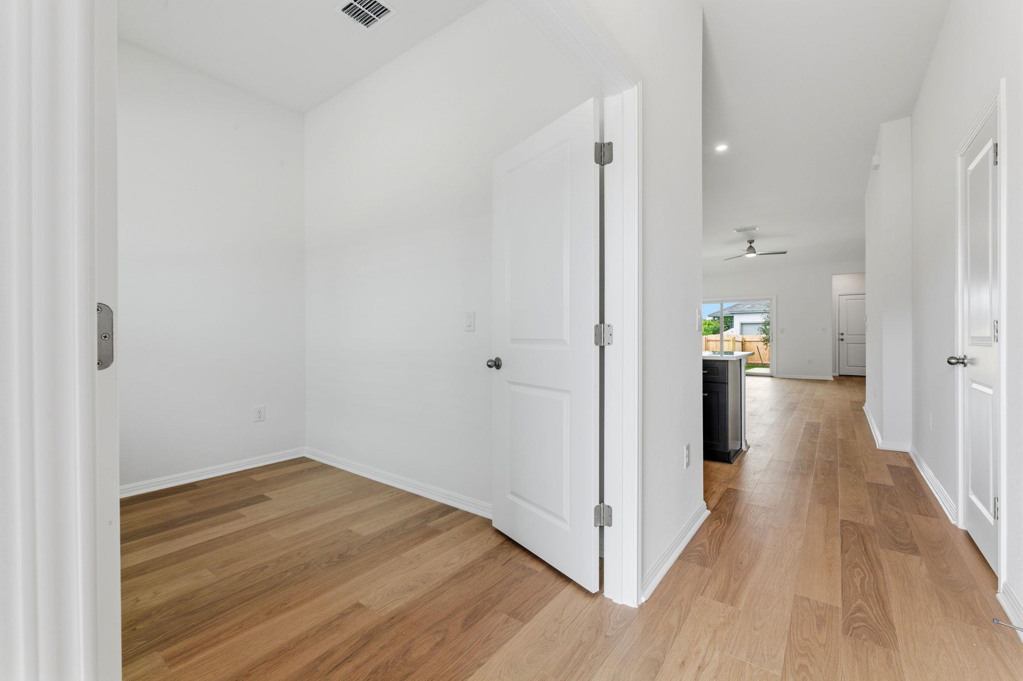 183 Glocken Ln Property Photo 5