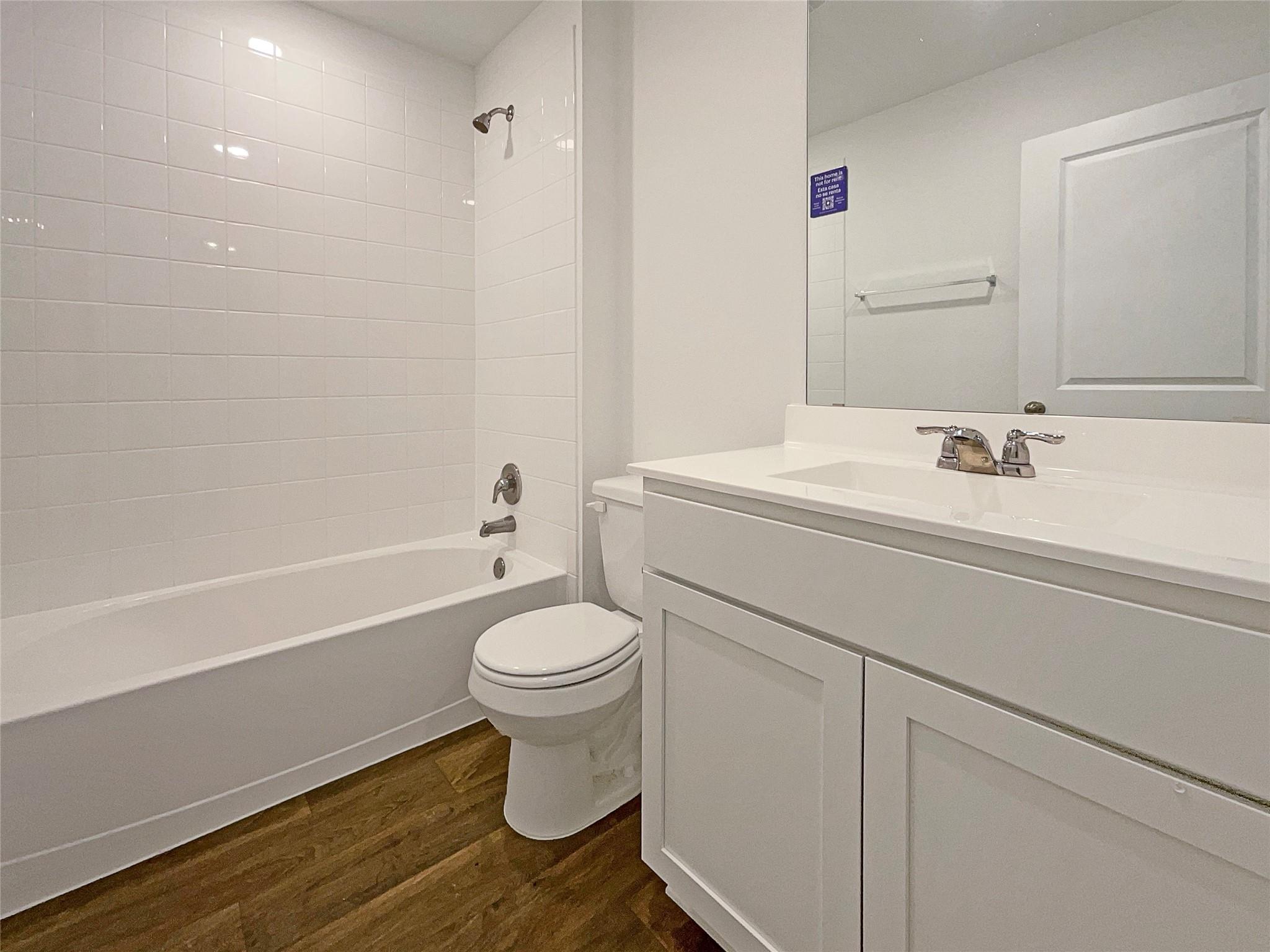 744 Arnold Loop Property Photo 7