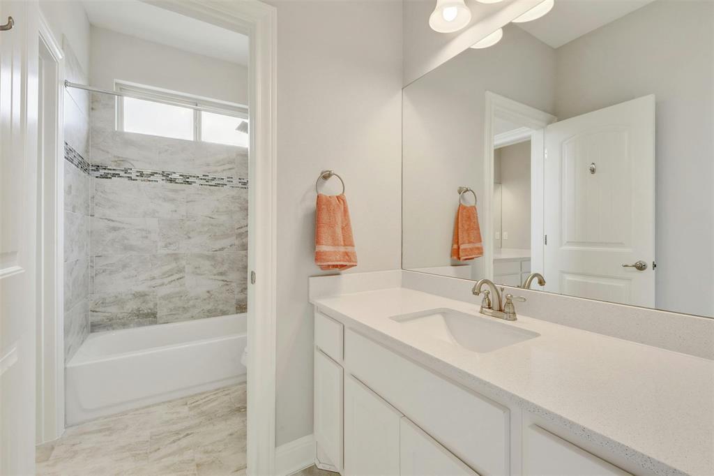 6005 Osceola Trl Property Photo 9