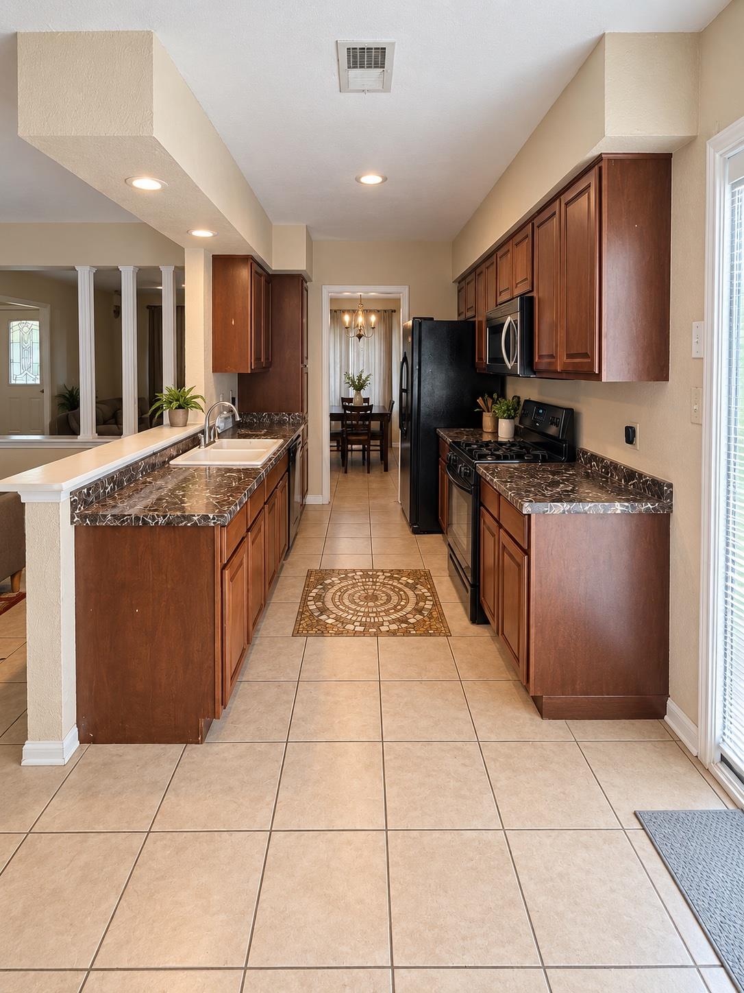 5407 Tipton Dr Property Photo 3