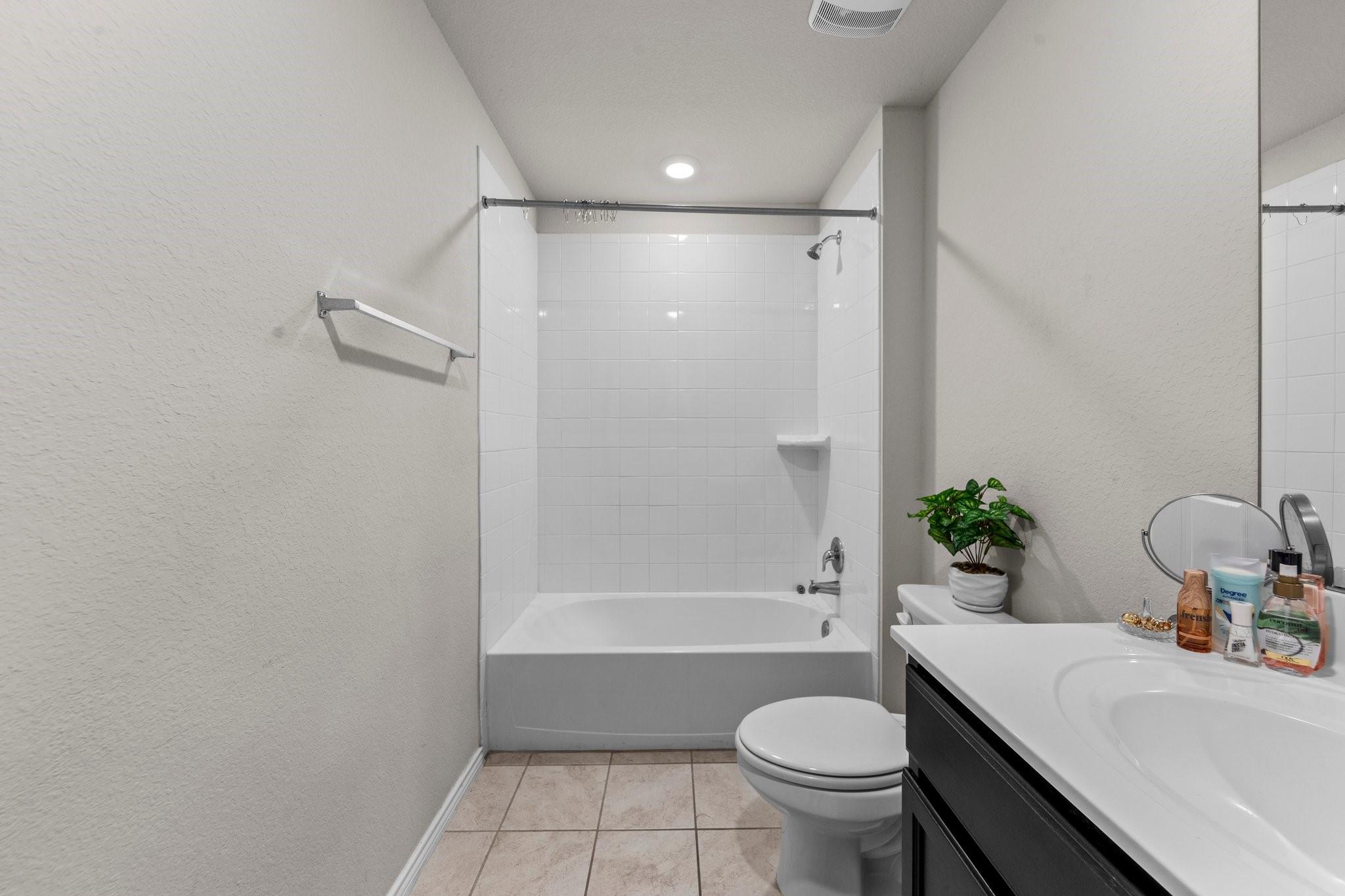 5805 Amelia Earhart Blvd Property Photo 9