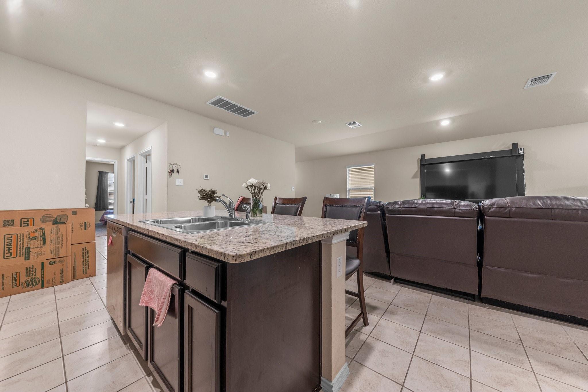 5805 Amelia Earhart Blvd Property Photo 16