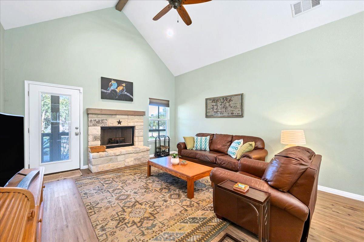 10500 W Lakeview Dr Property Photo 2