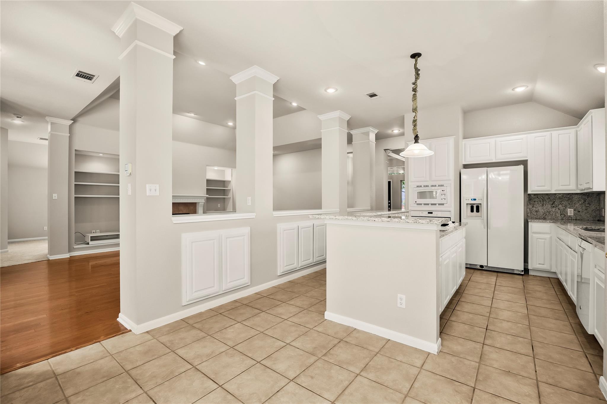 231 Westbury Ln Property Photo 18