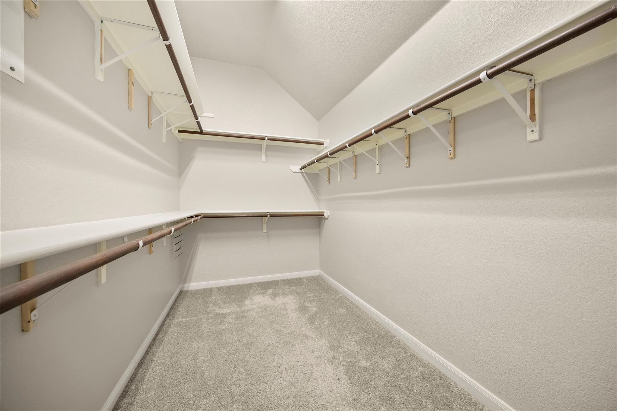 231 Westbury Ln Property Photo 29