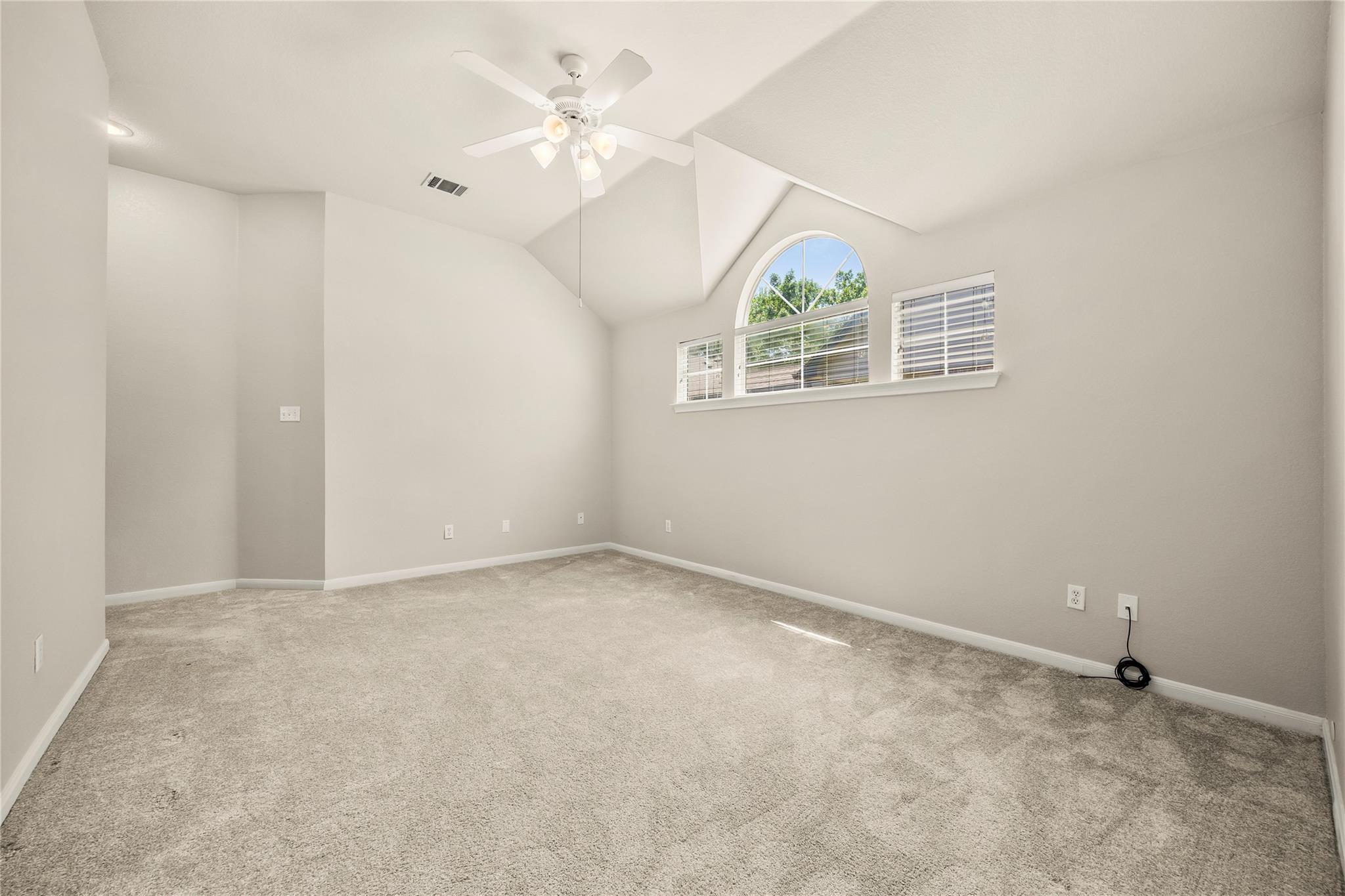 231 Westbury Ln Property Photo 35