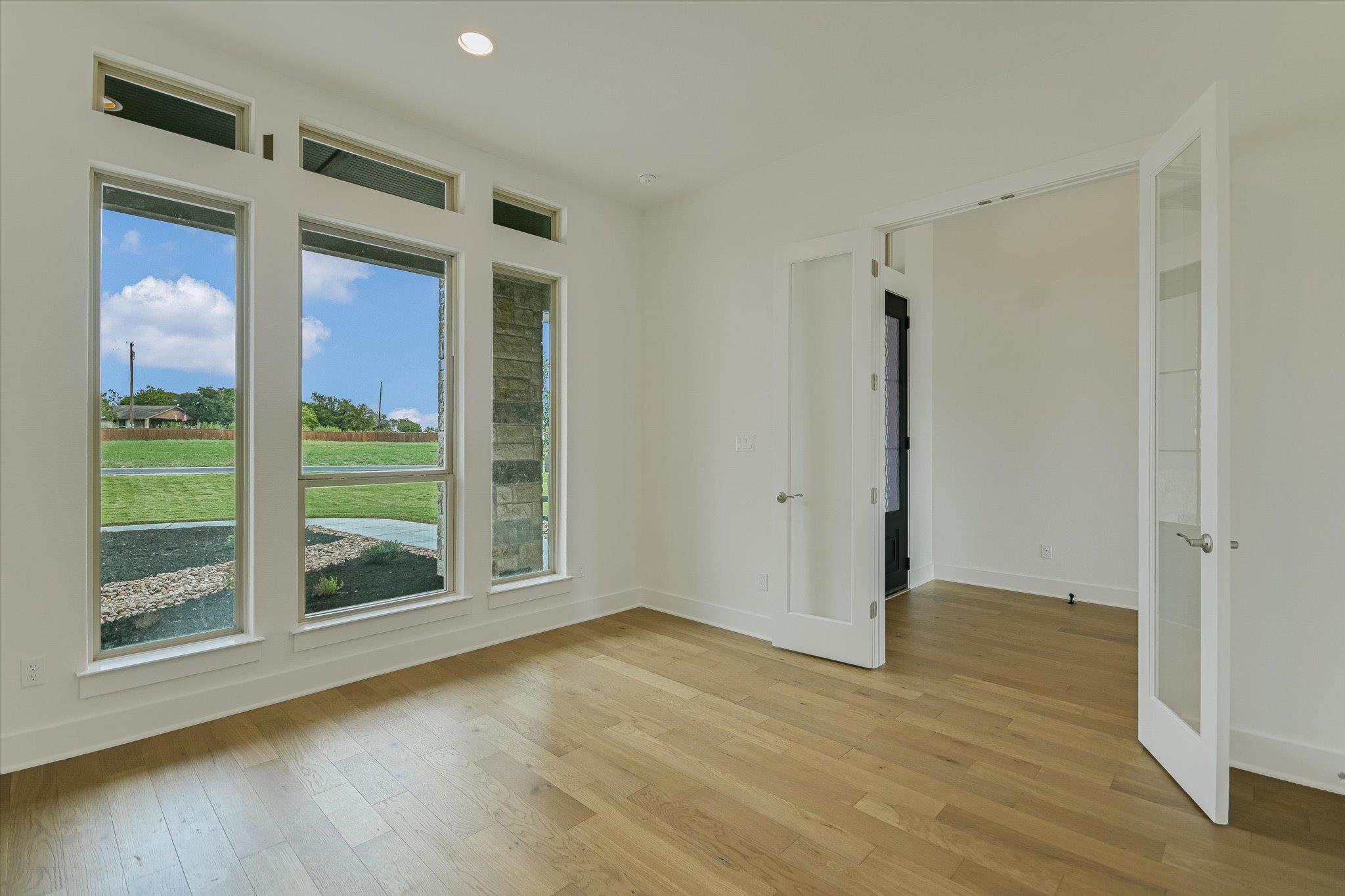 624 Harrison Matthew Ln Property Photo 16