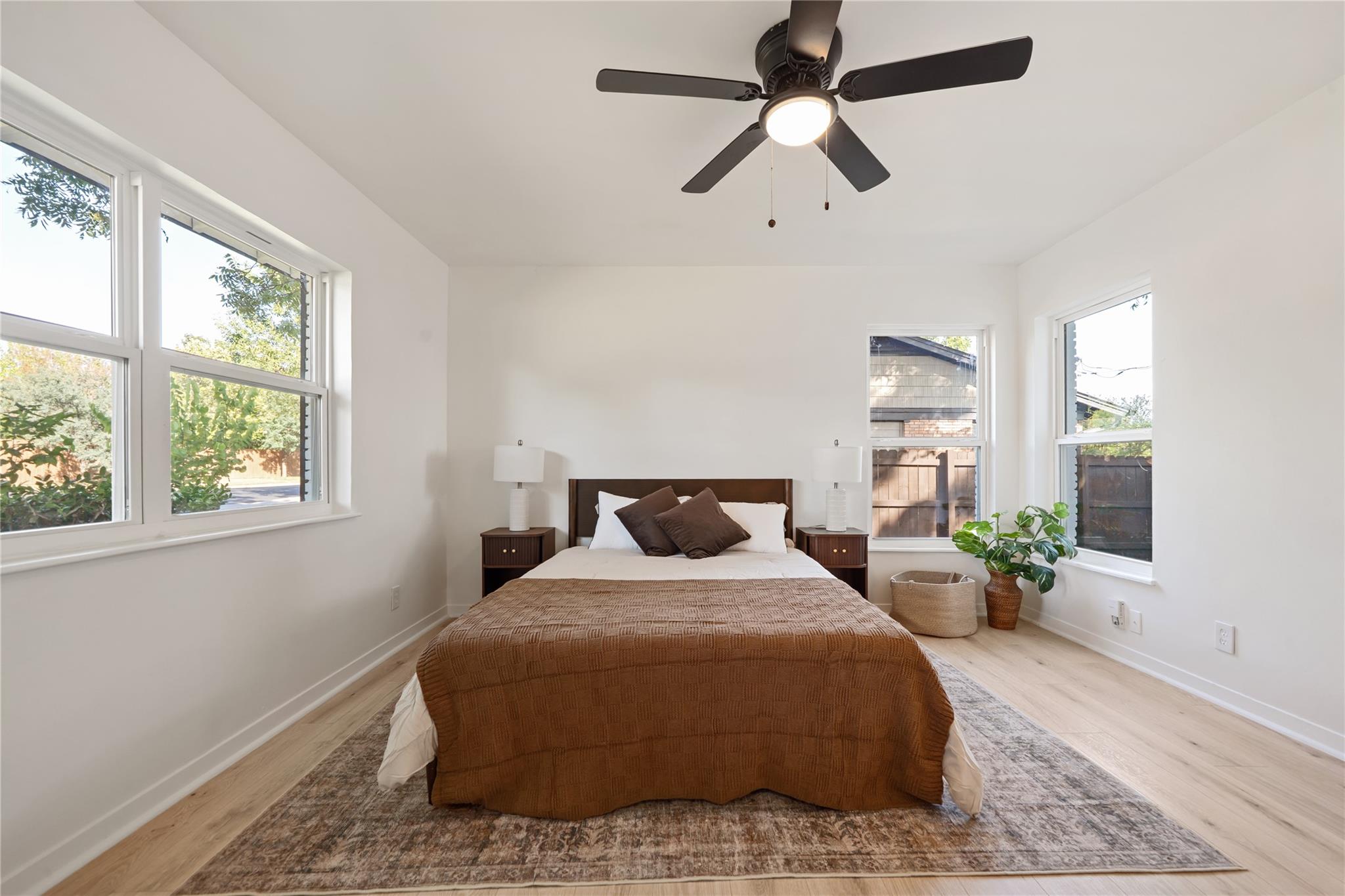 1201 Ridgehaven Dr Property Photo 8