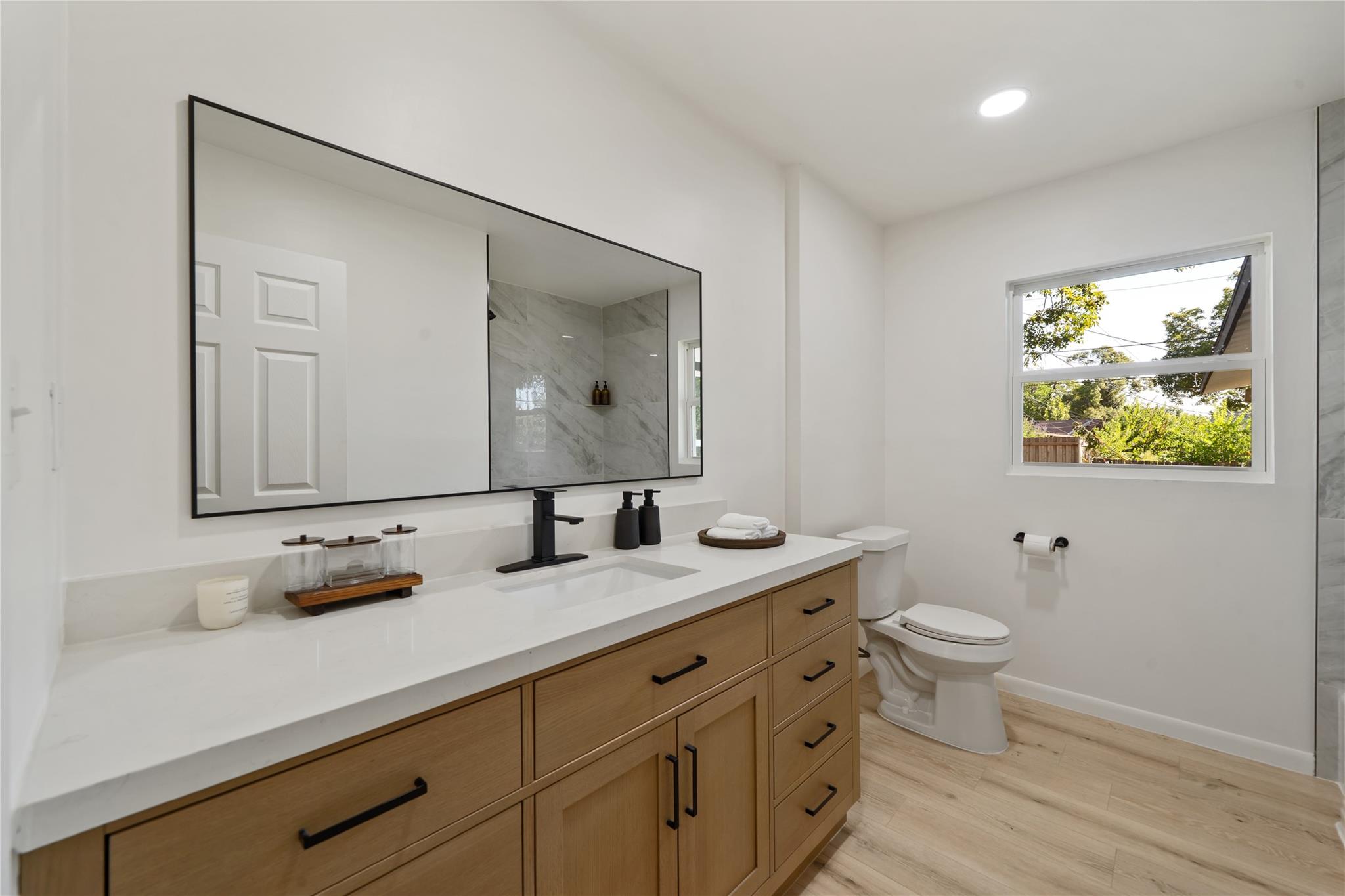 1201 Ridgehaven Dr Property Photo 12