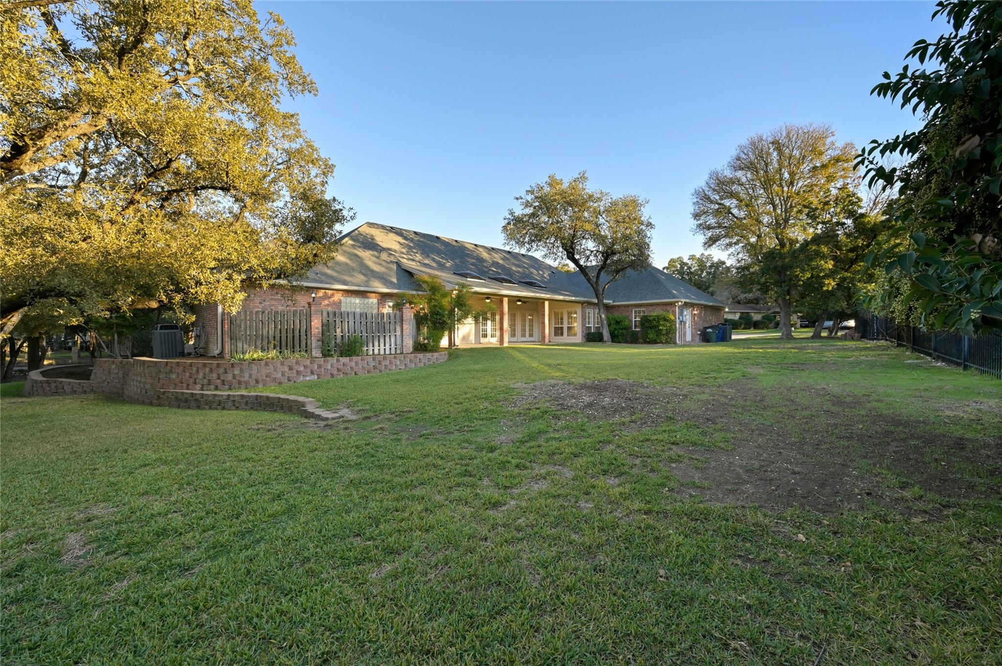600 Willow Creek Rd Property Photo 30