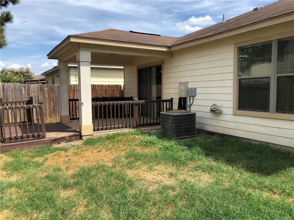 6912 Walkup Ln Property Photo 2