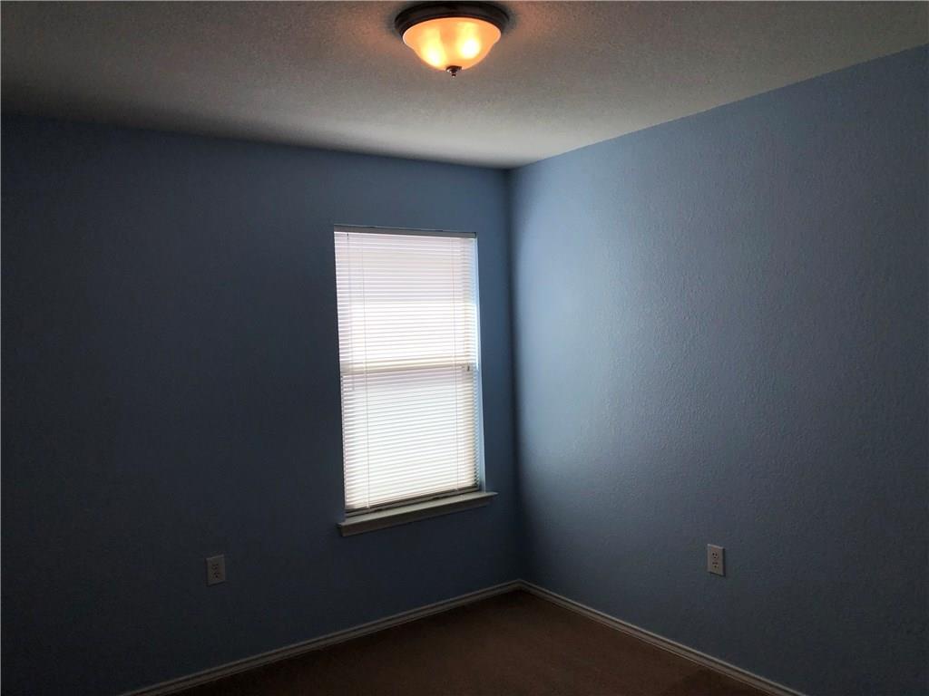 6912 Walkup Ln Property Photo 8