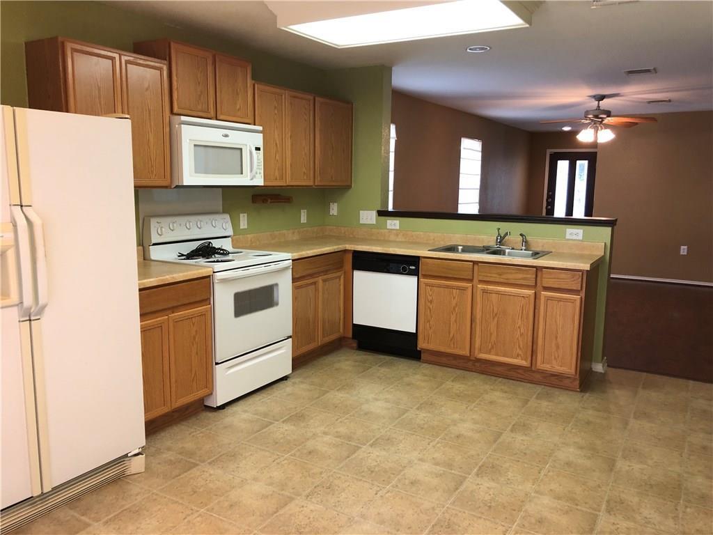 6912 Walkup Ln Property Photo 12