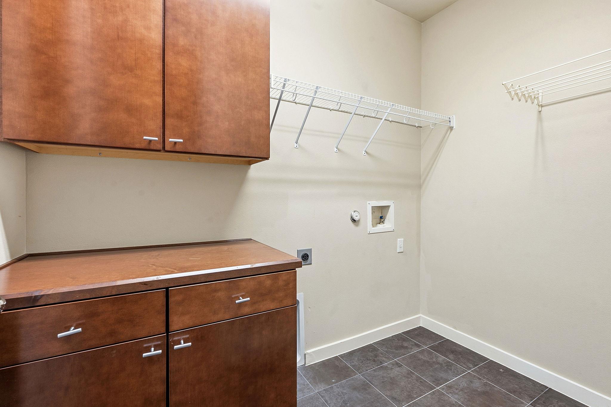 2911 Corbin Ln Property Photo 13