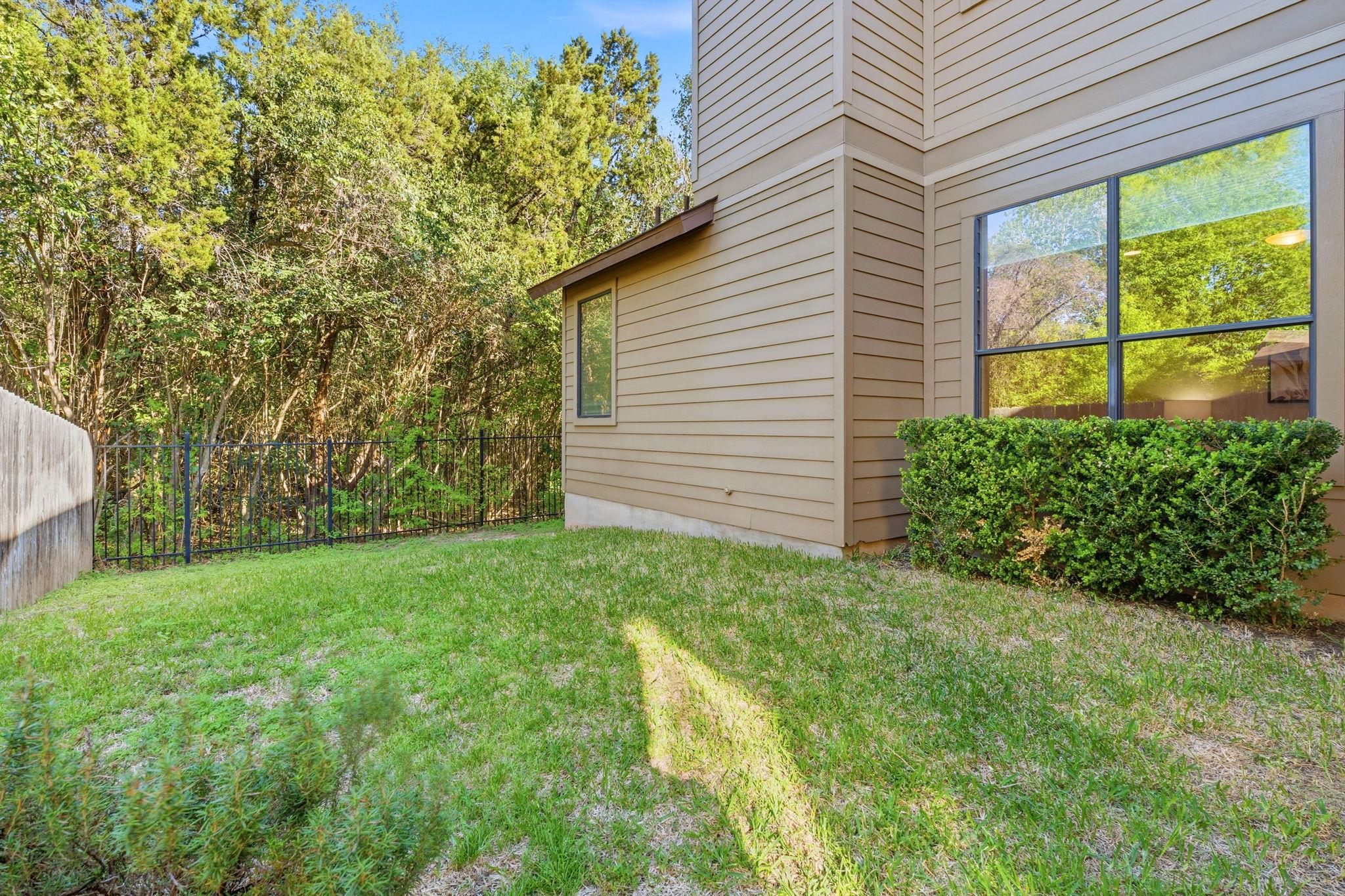 2911 Corbin Ln Property Photo 26