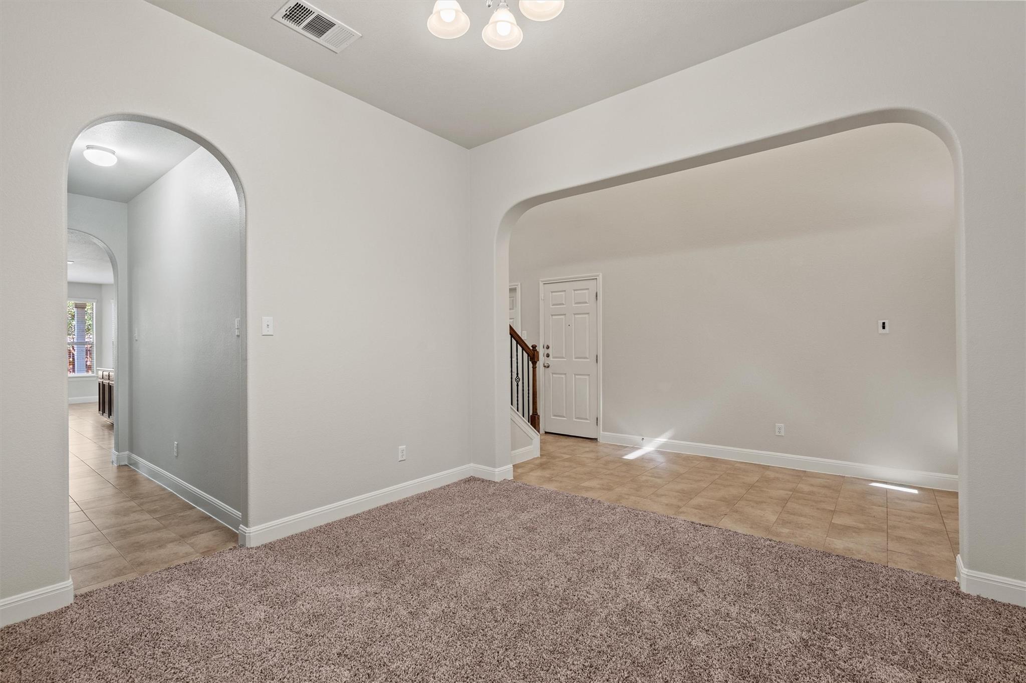 706 Harwood Dr Property Photo 6