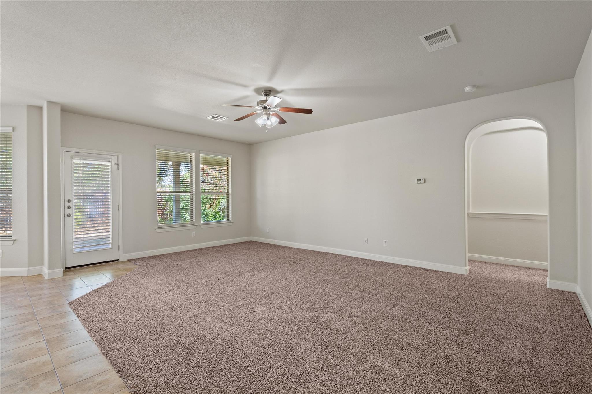 706 Harwood Dr Property Photo 7