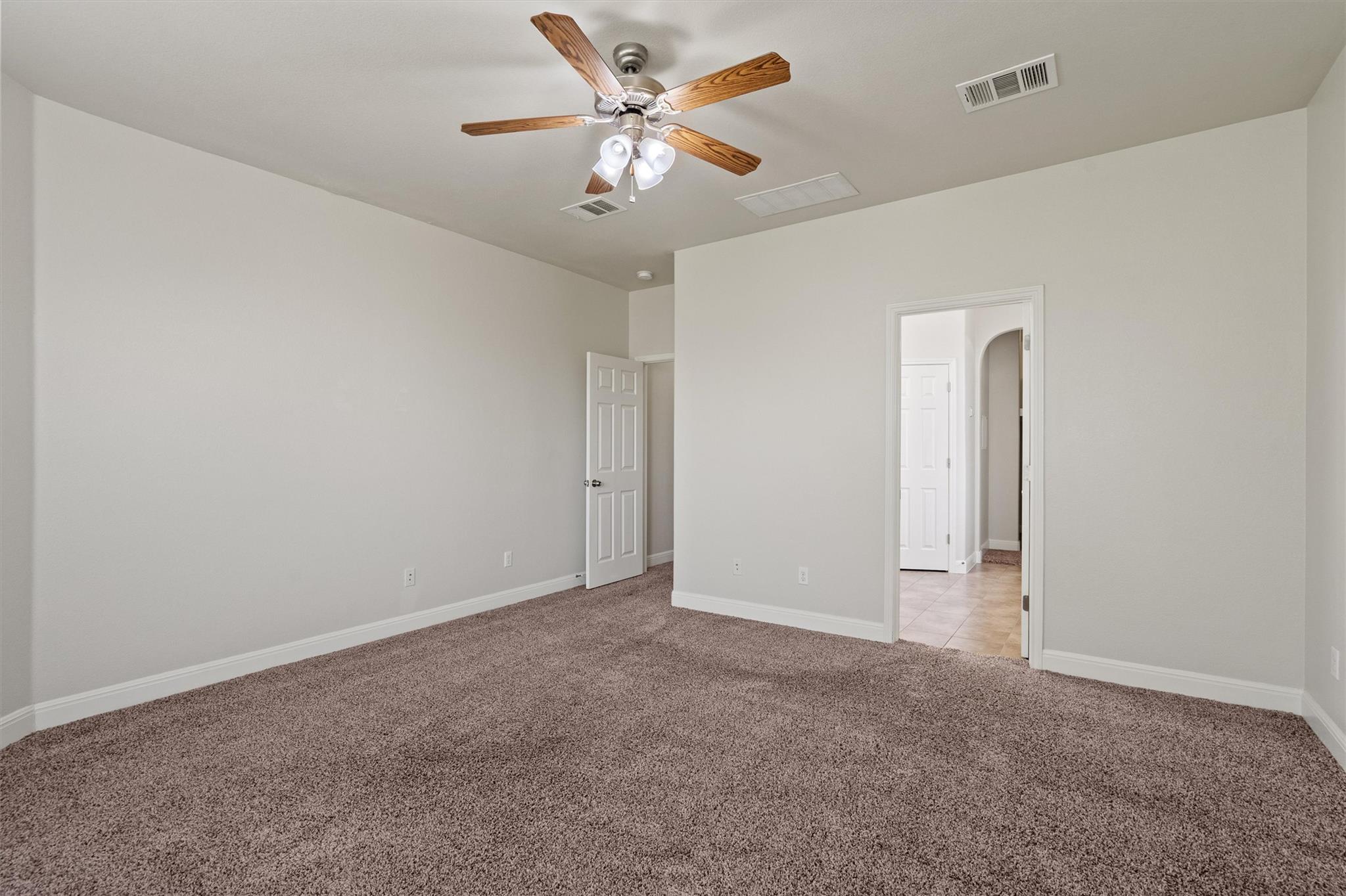706 Harwood Dr Property Photo 21