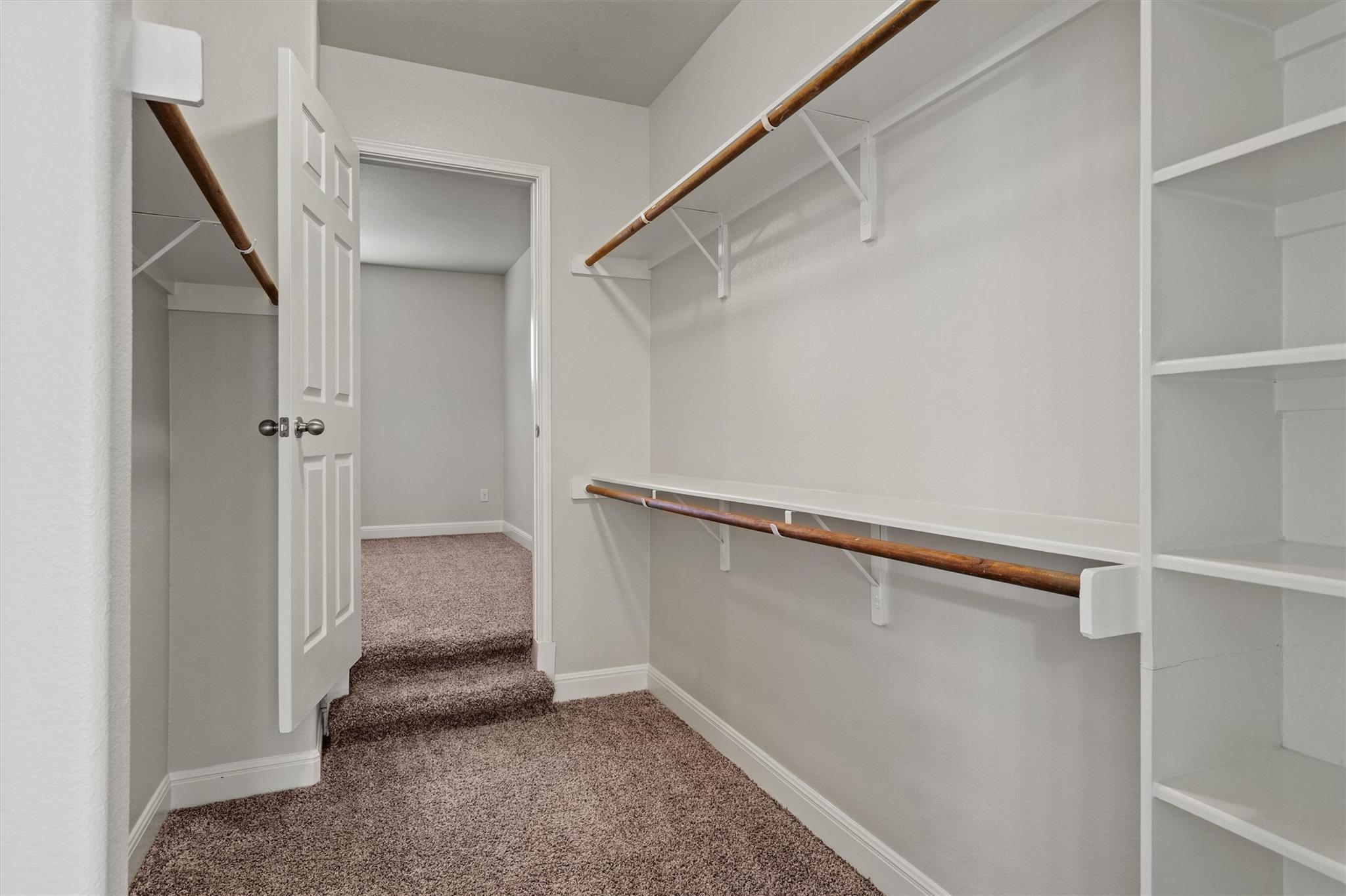 706 Harwood Dr Property Photo 24