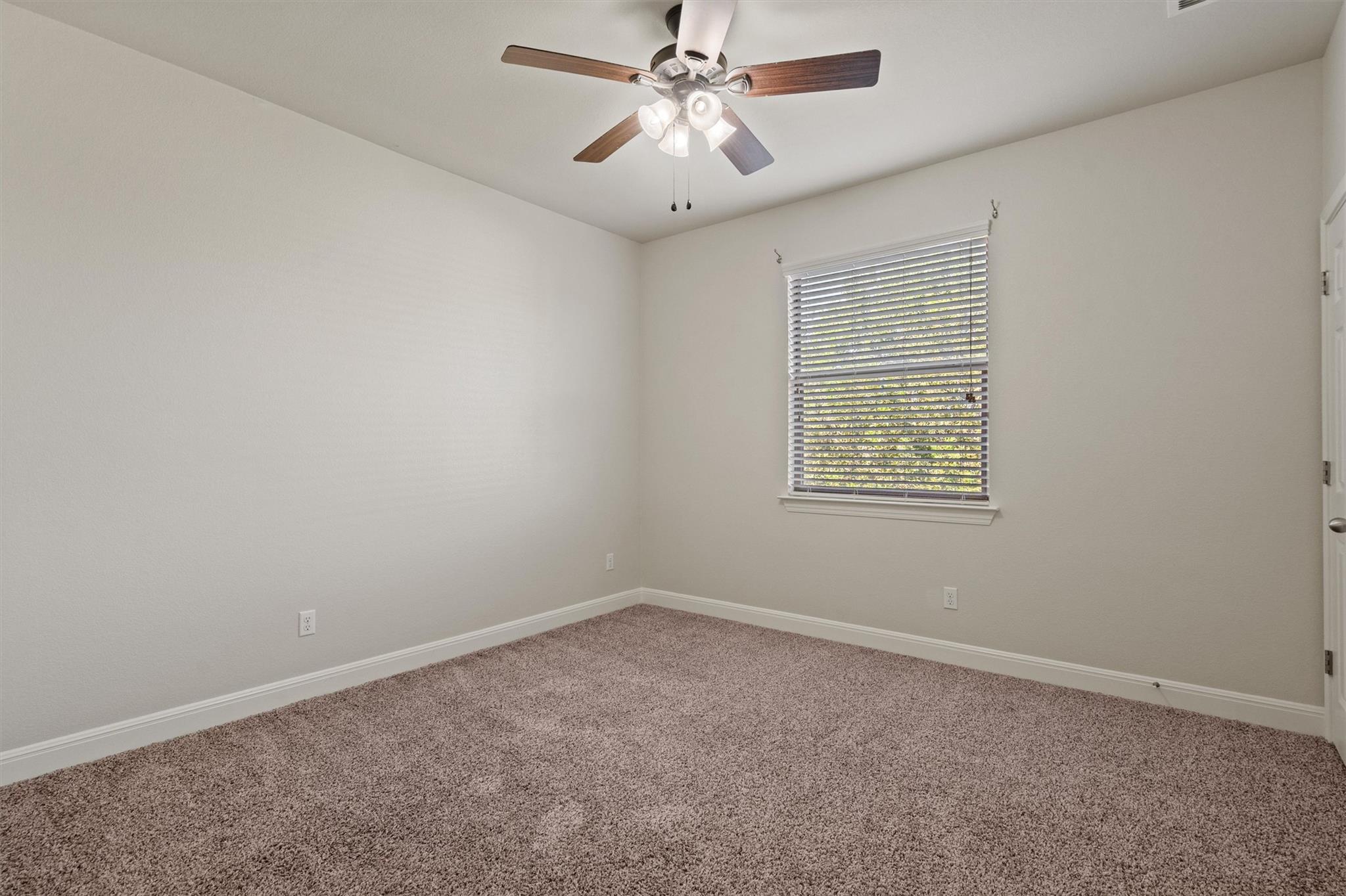 706 Harwood Dr Property Photo 33