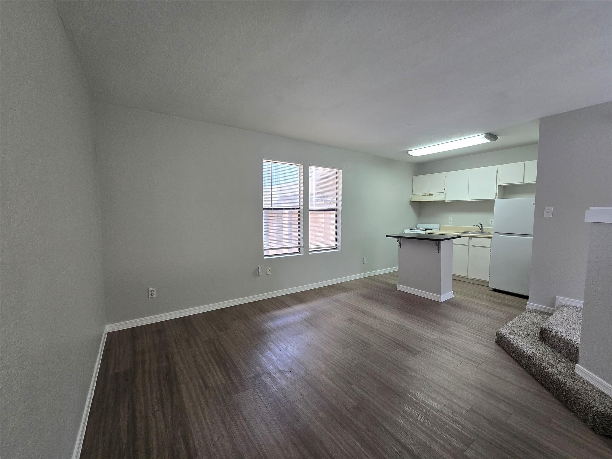 513 South Park Dr #201 Property Photo 13