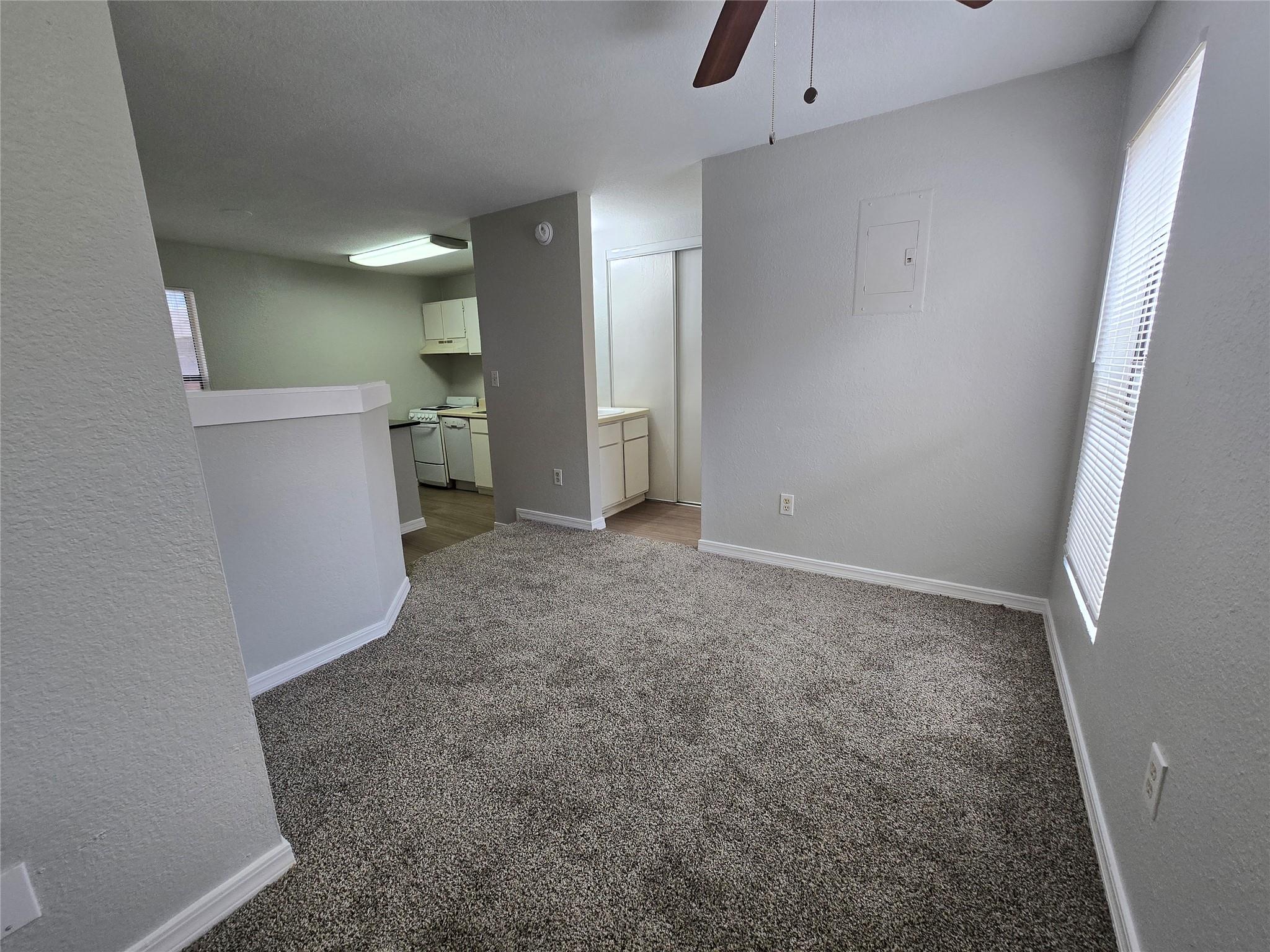 513 South Park Dr #201 Property Photo 19