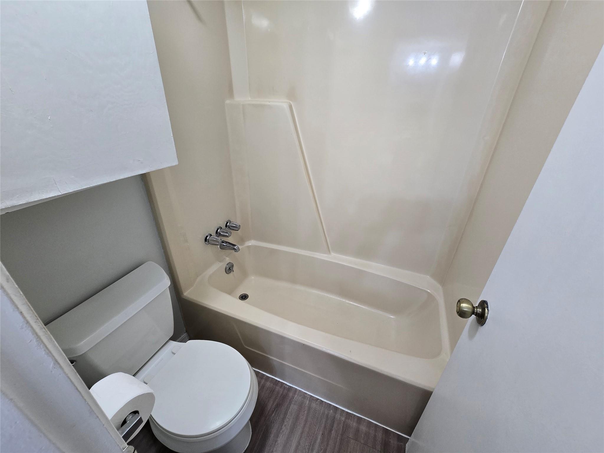513 South Park Dr #201 Property Photo 20
