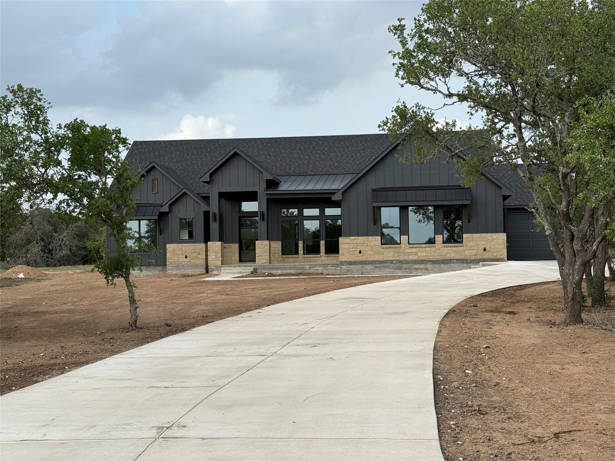 516 Vale Pond SPUR Property Photo 1