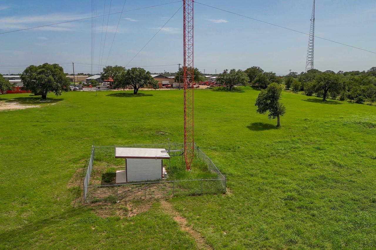 5526 N Us Highway 281 None Property Photo 6