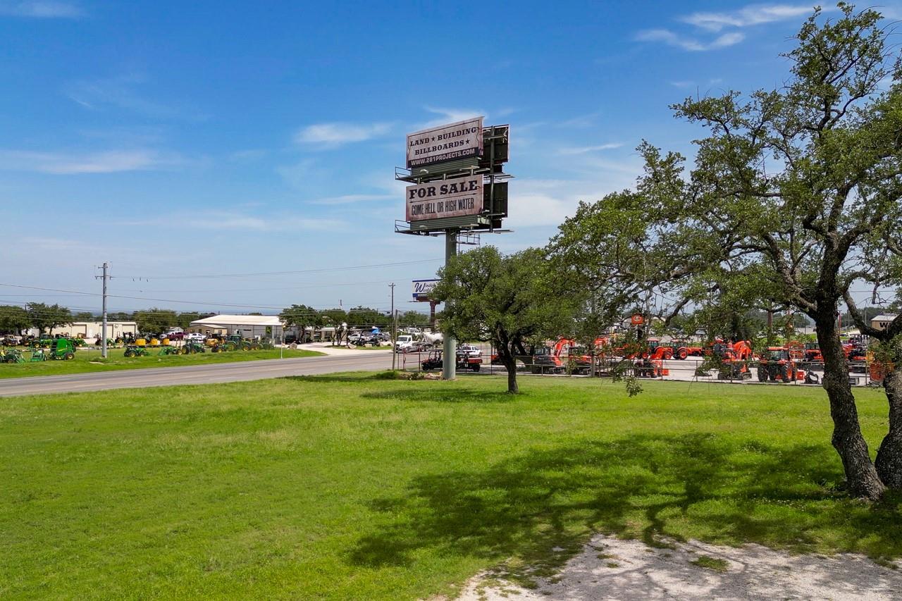 5526 N Us Highway 281 None Property Photo 7