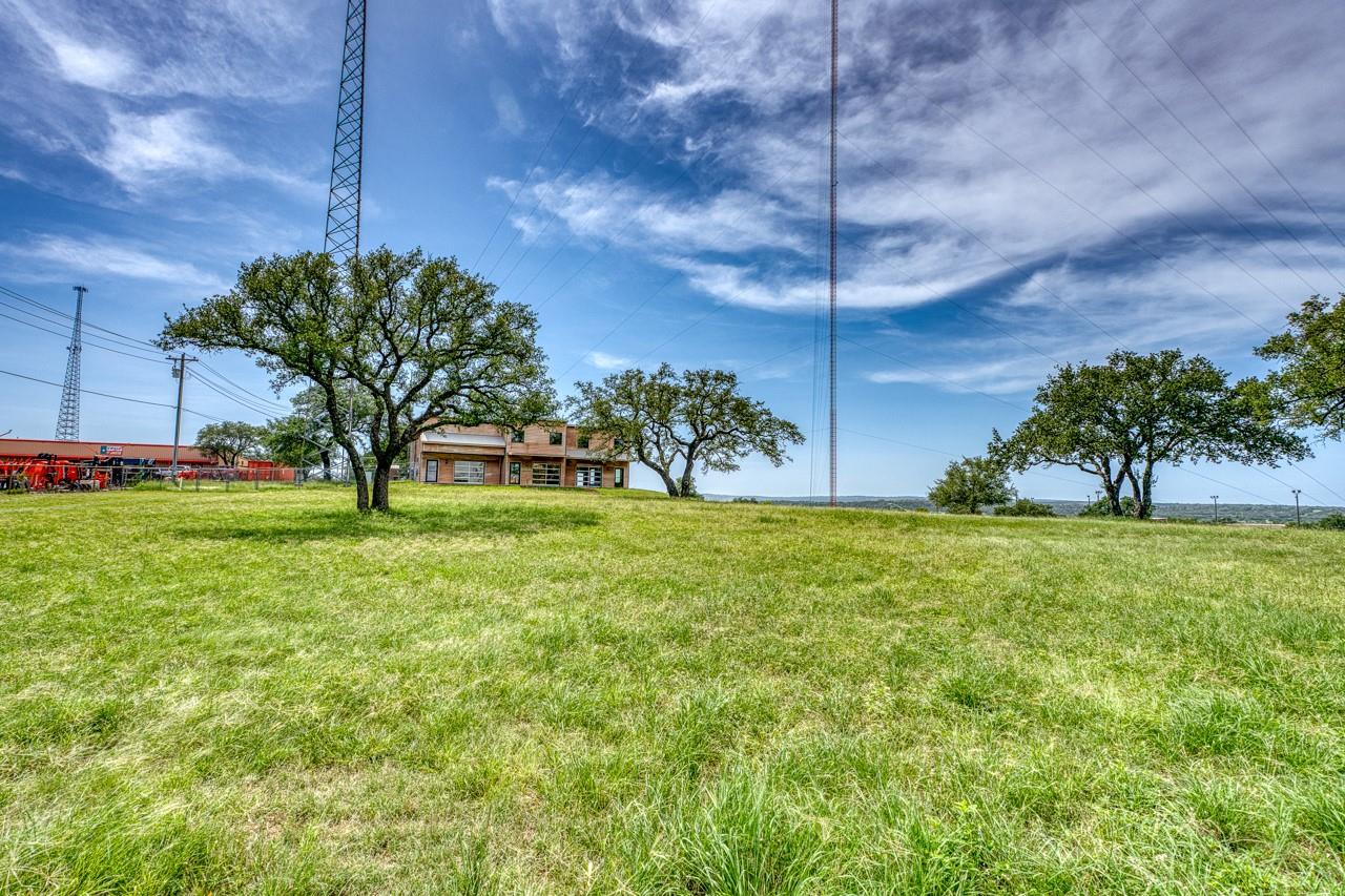 5526 N Us Highway 281 None Property Photo 9