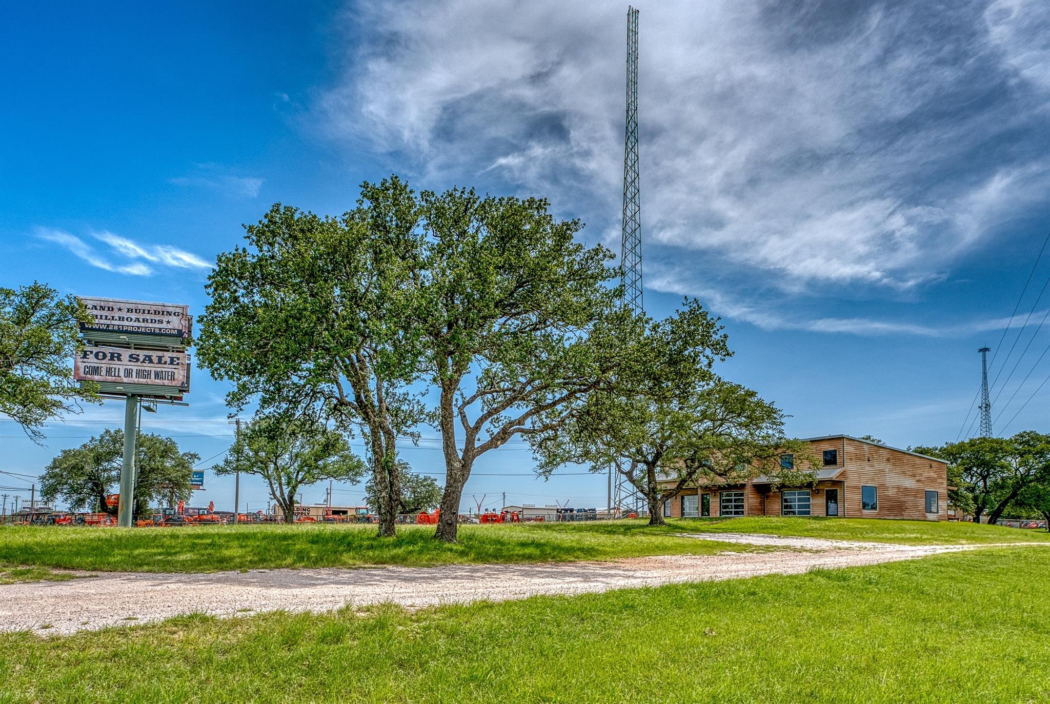 5526 N Us Highway 281 None Property Photo 11