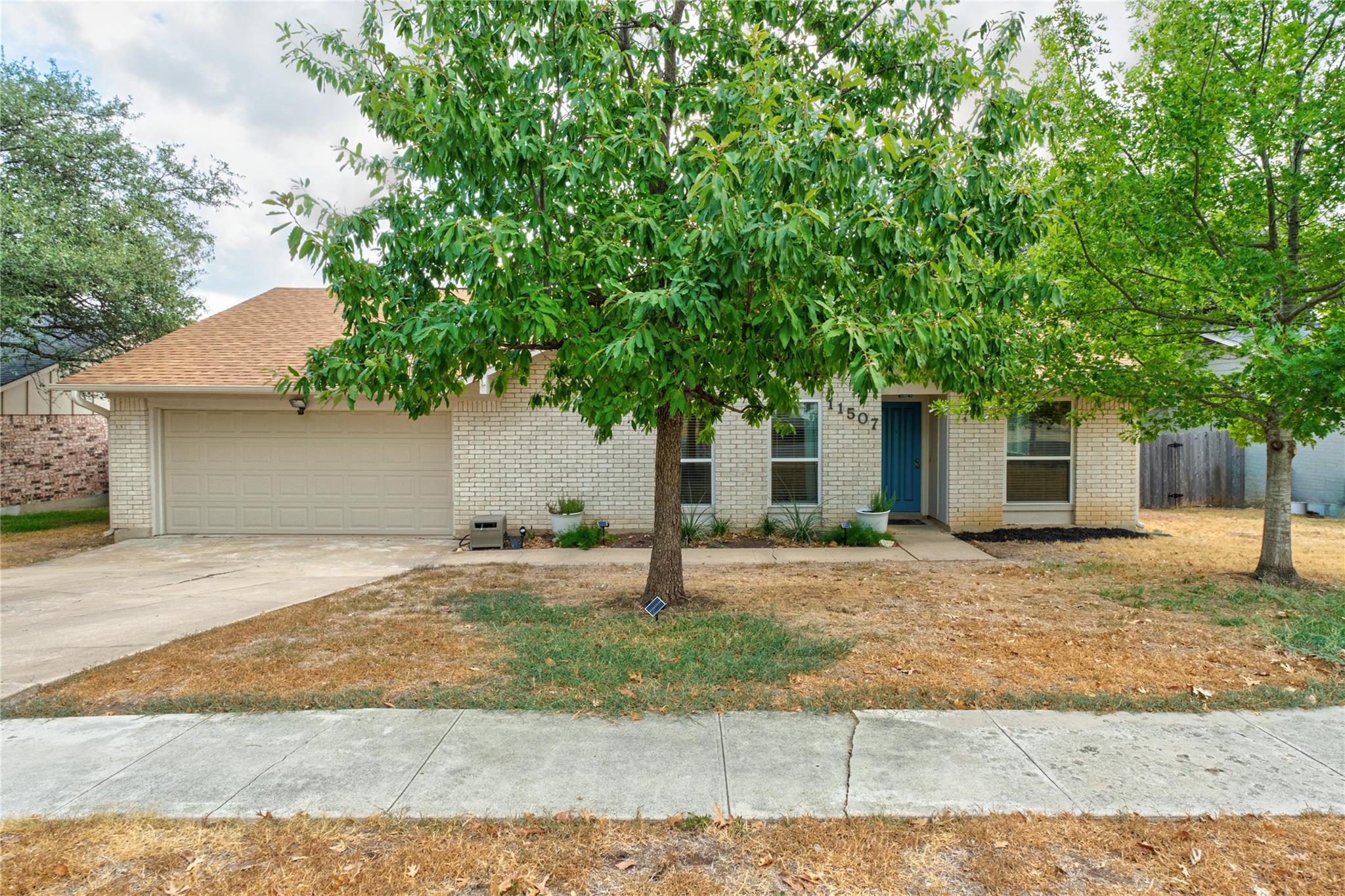 11507 Pyreneese Dr Property Photo 2